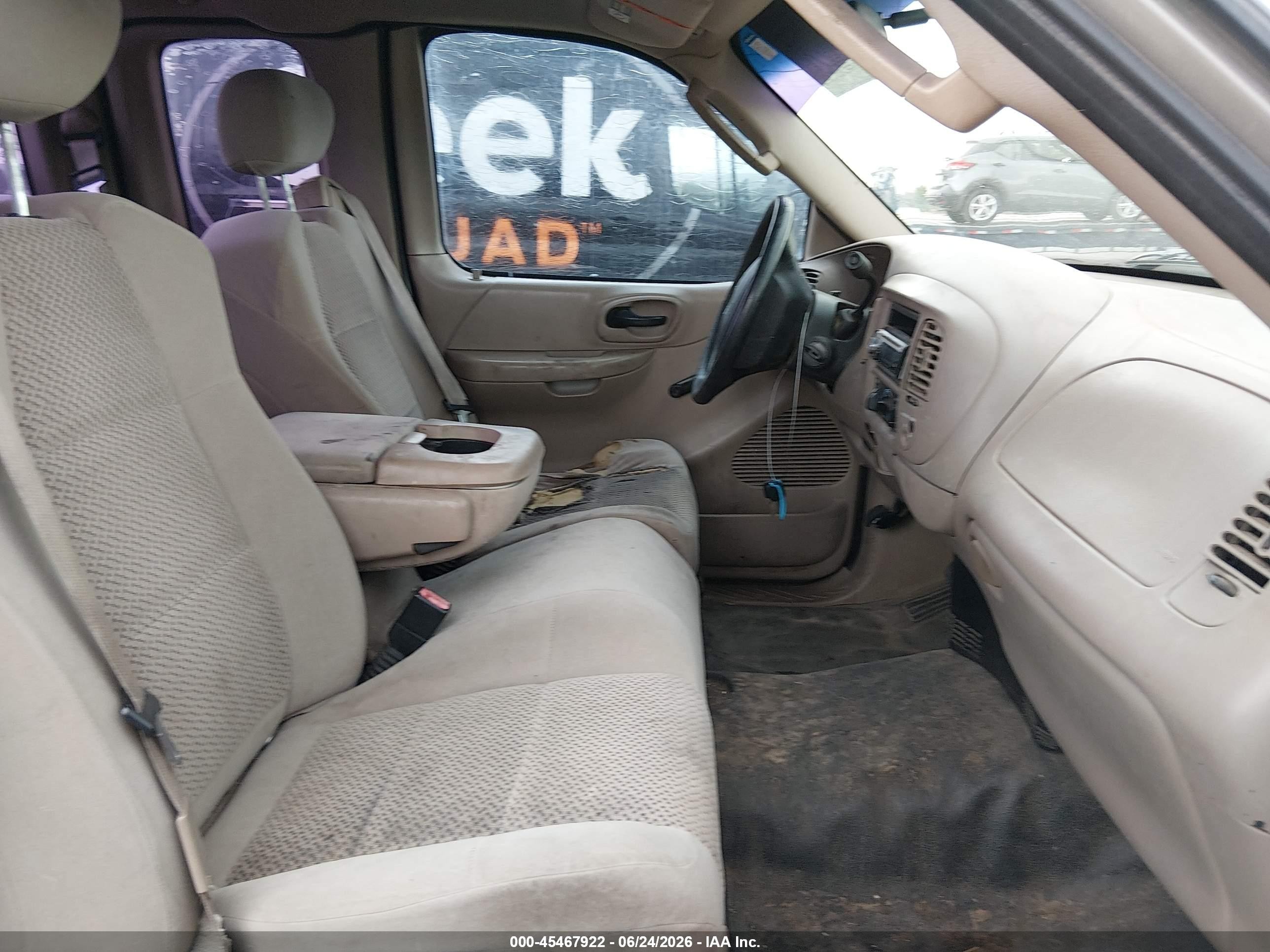 2002 Ford F-150 Xl/xlt Бежевый vin: 1FTRX17212NB90915