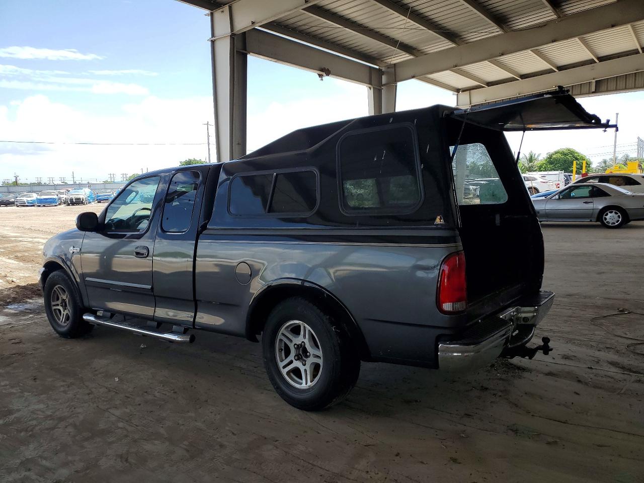 2003 Ford F150 Black vin: 1FTRX17213NA02654