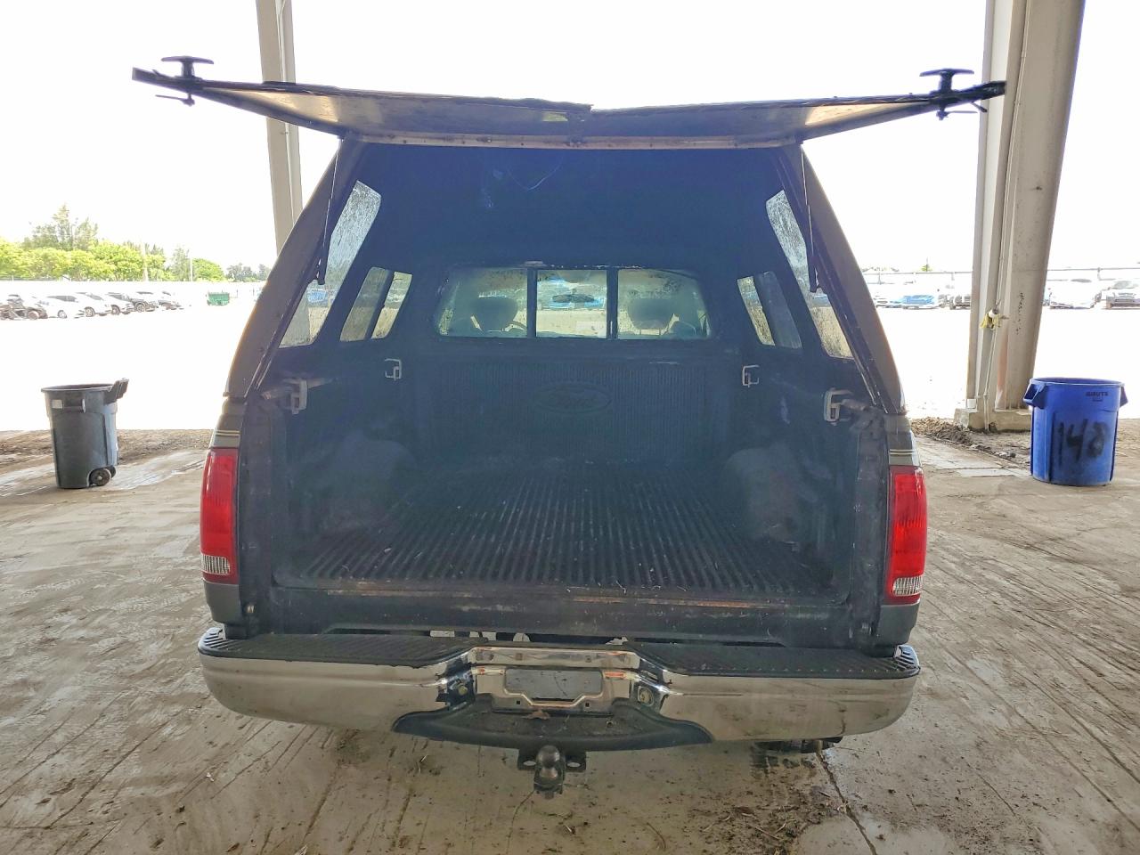 2003 Ford F150 Black vin: 1FTRX17213NA02654