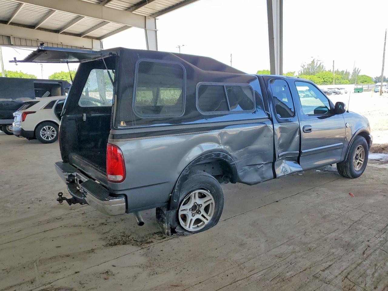 2003 Ford F150 Black vin: 1FTRX17213NA02654