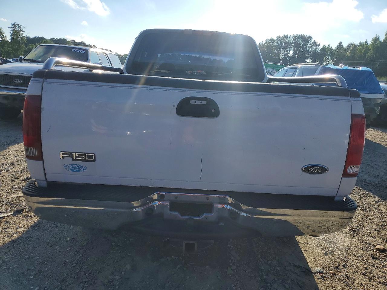 2002 Ford F150 White vin: 1FTRX17232NB56393