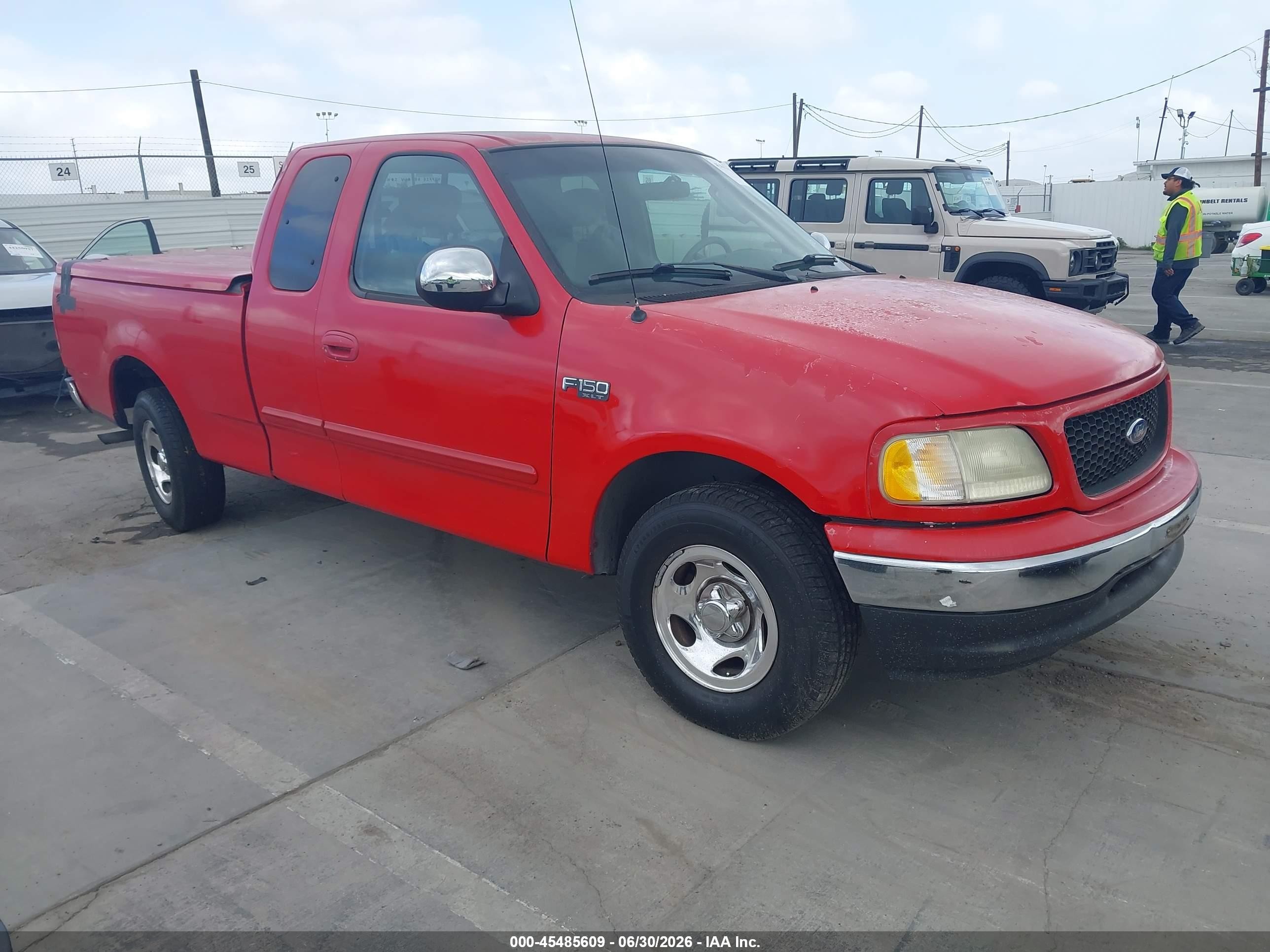2003 Ford F-150 Xl/xlt Red vin: 1FTRX17233NA75895