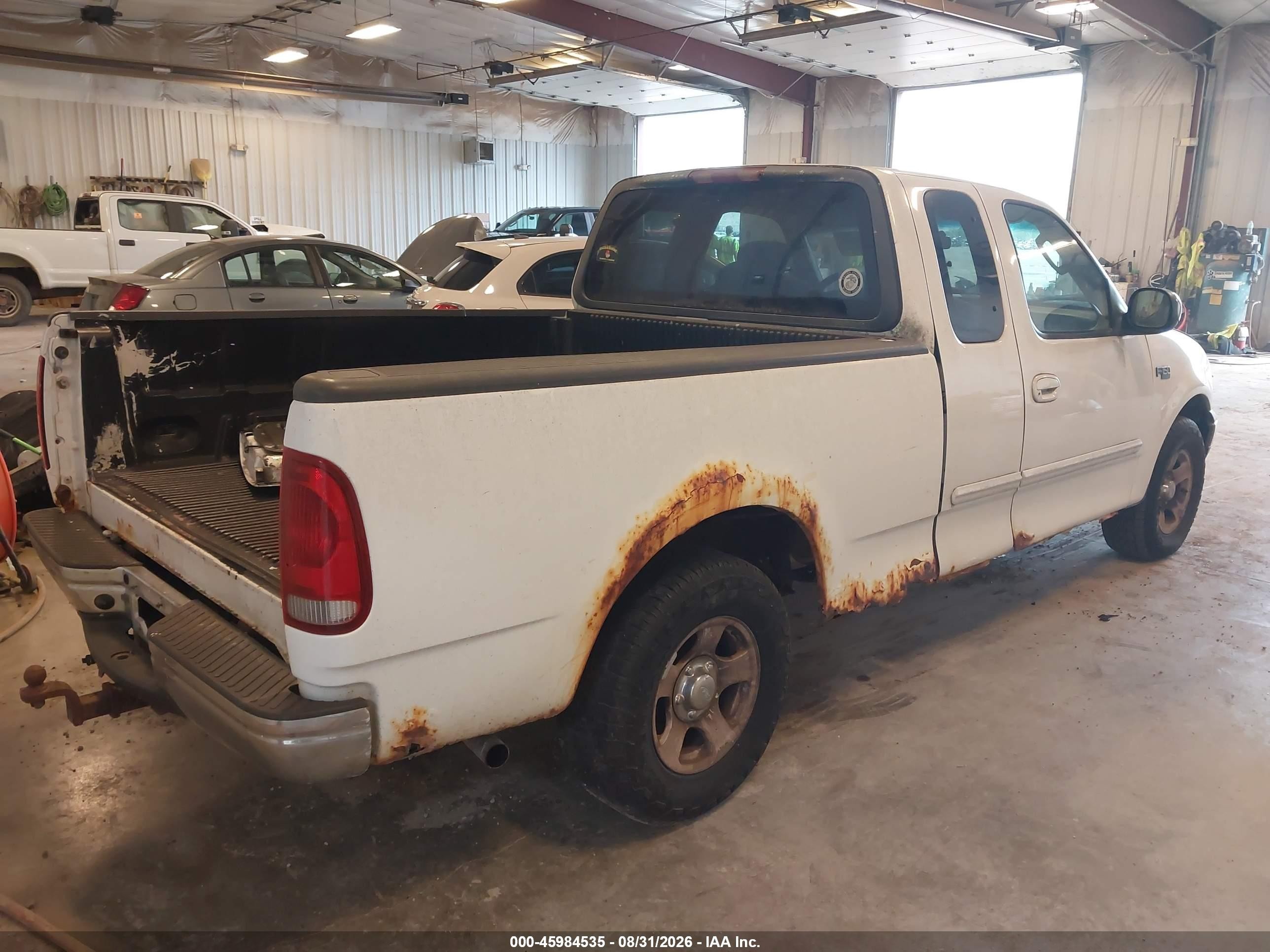 2002 Ford F-150 Xl/xlt Белый vin: 1FTRX17242NB51204