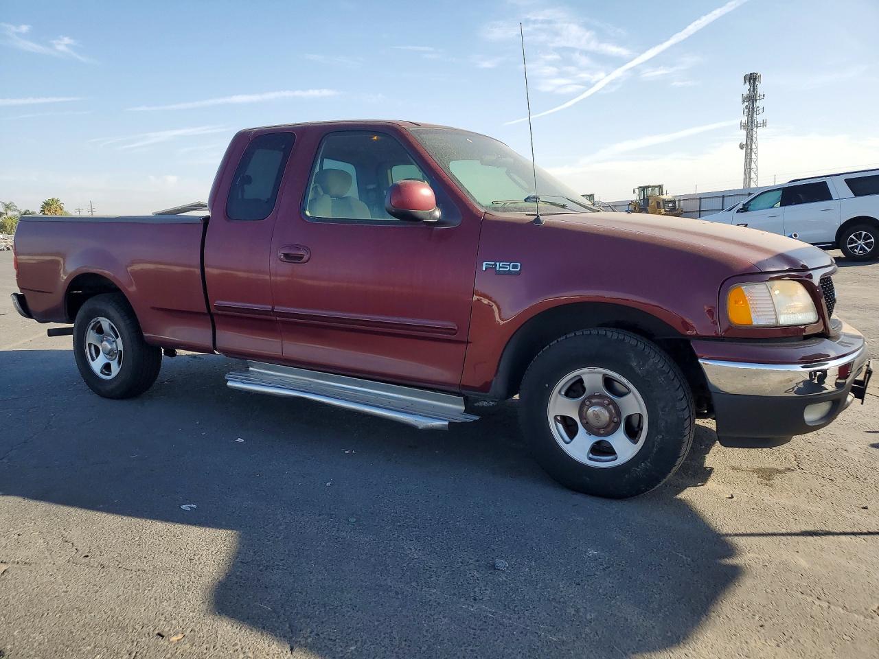 2003 Ford F150 Burgundy vin: 1FTRX17243NB16521