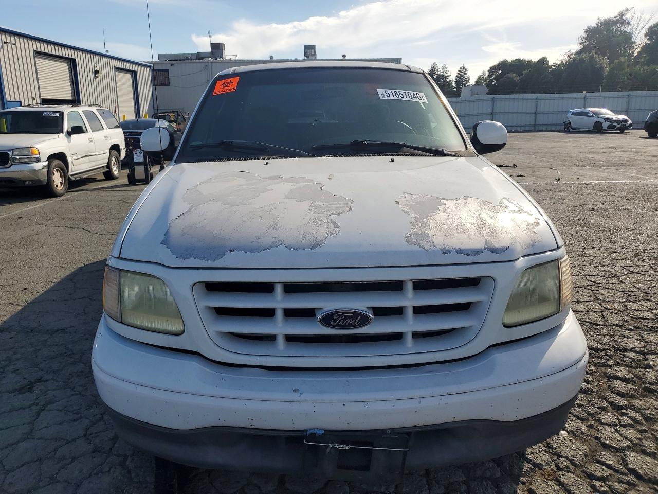 2002 Ford F150 Белый vin: 1FTRX17262NB54038
