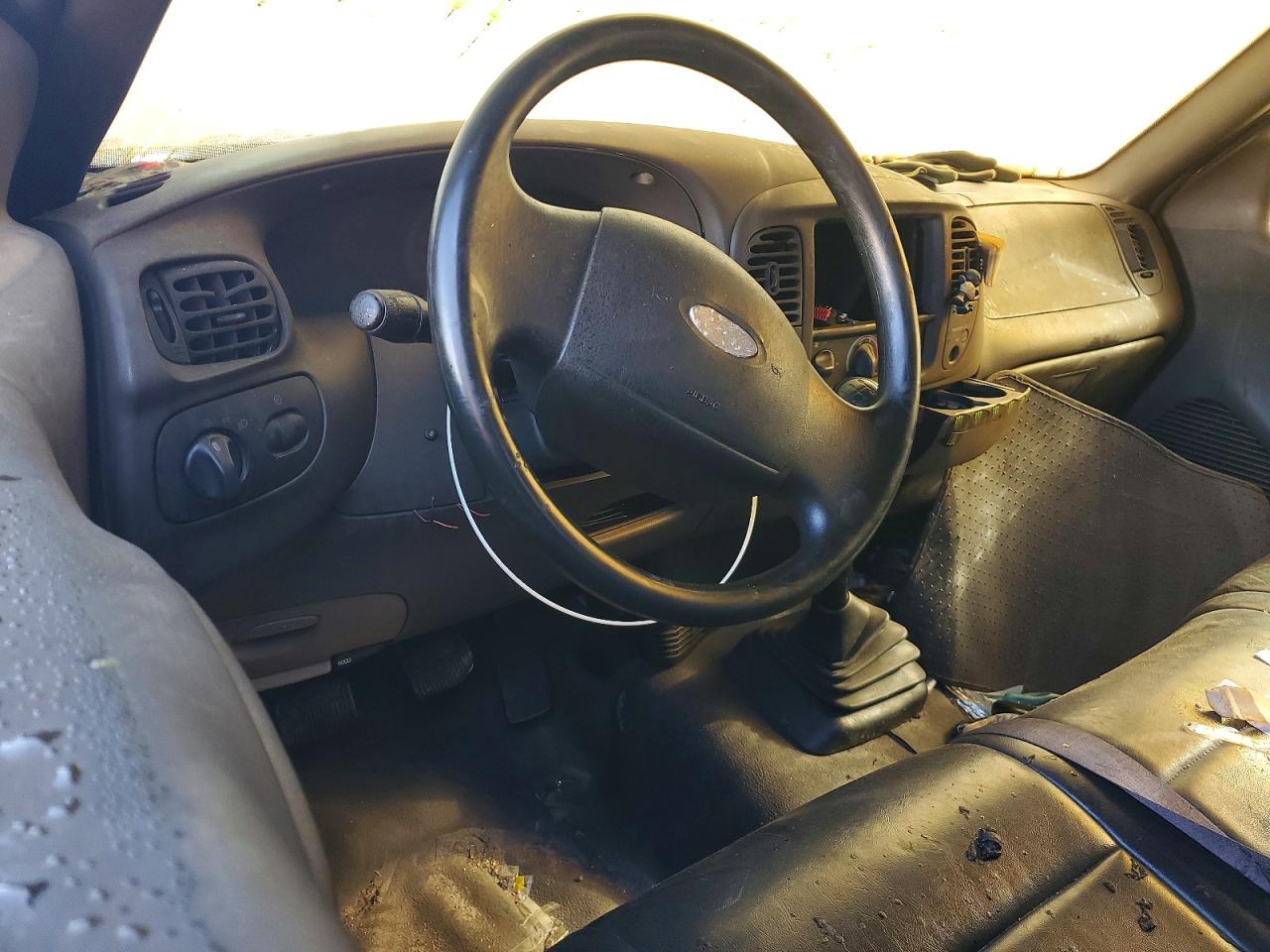 2003 Ford F150 White vin: 1FTRX17263NB19470