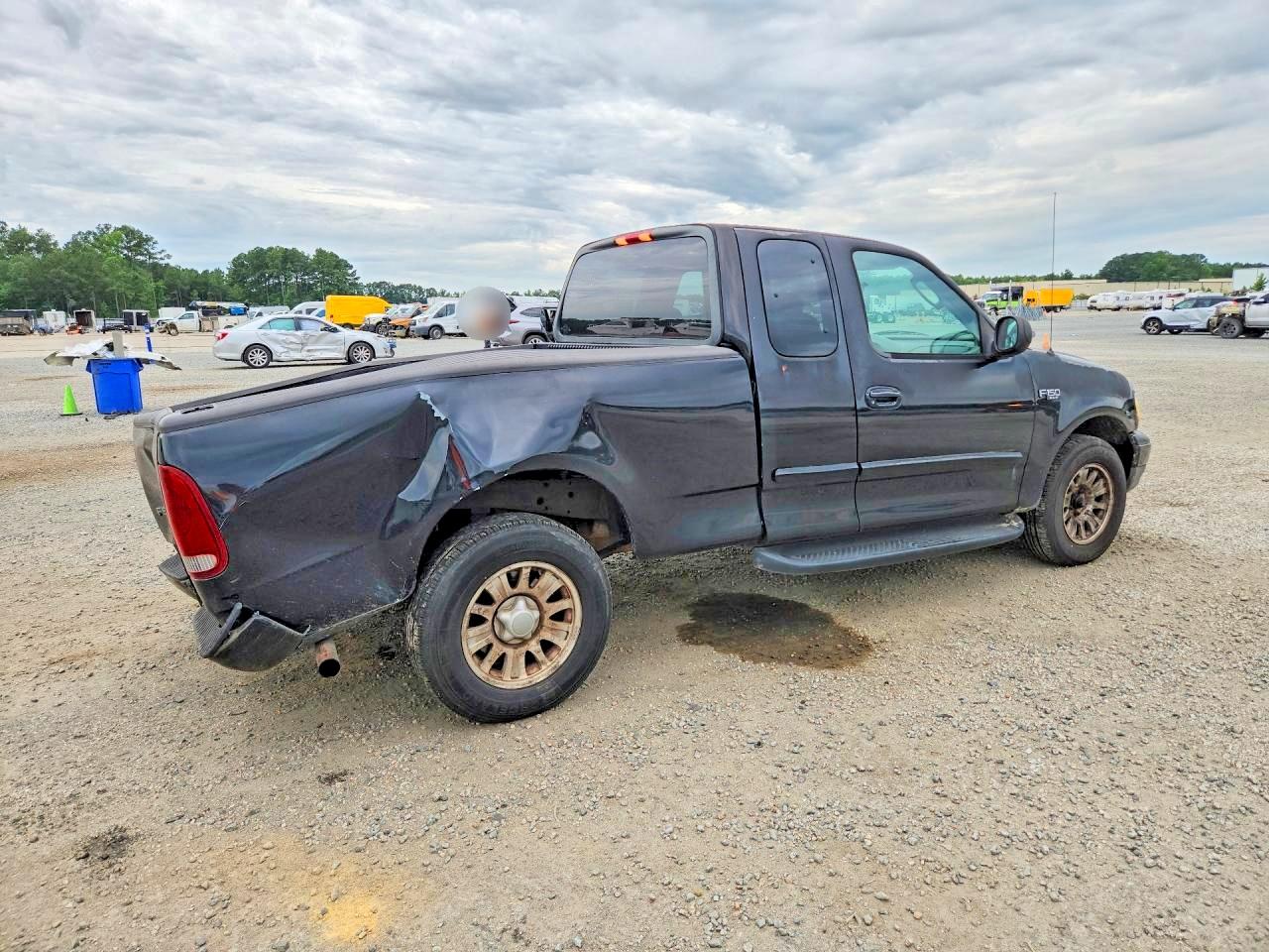 2003 Ford F150 Black vin: 1FTRX17283NB06185