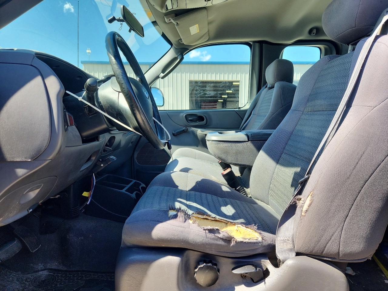 2003 Ford F150 Silver vin: 1FTRX17283NB77175