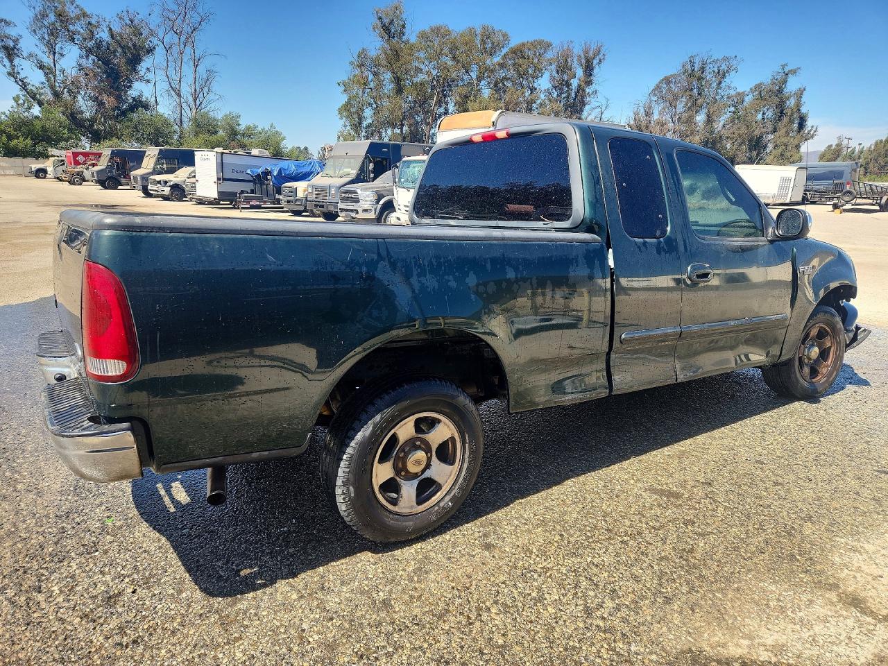 2002 Ford F150 Green vin: 1FTRX172X2NA11528