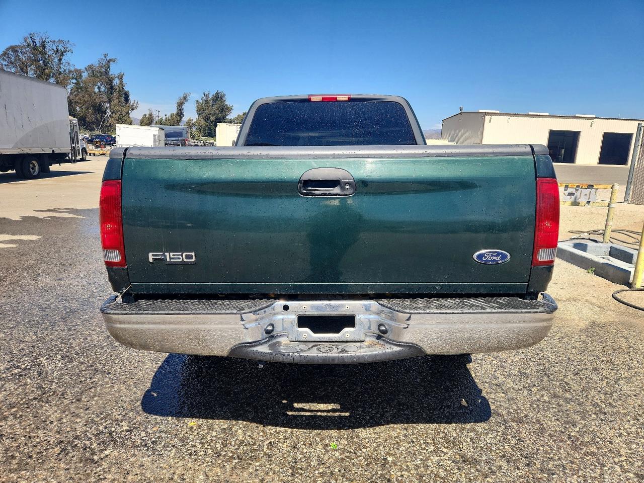 2002 Ford F150 Green vin: 1FTRX172X2NA11528