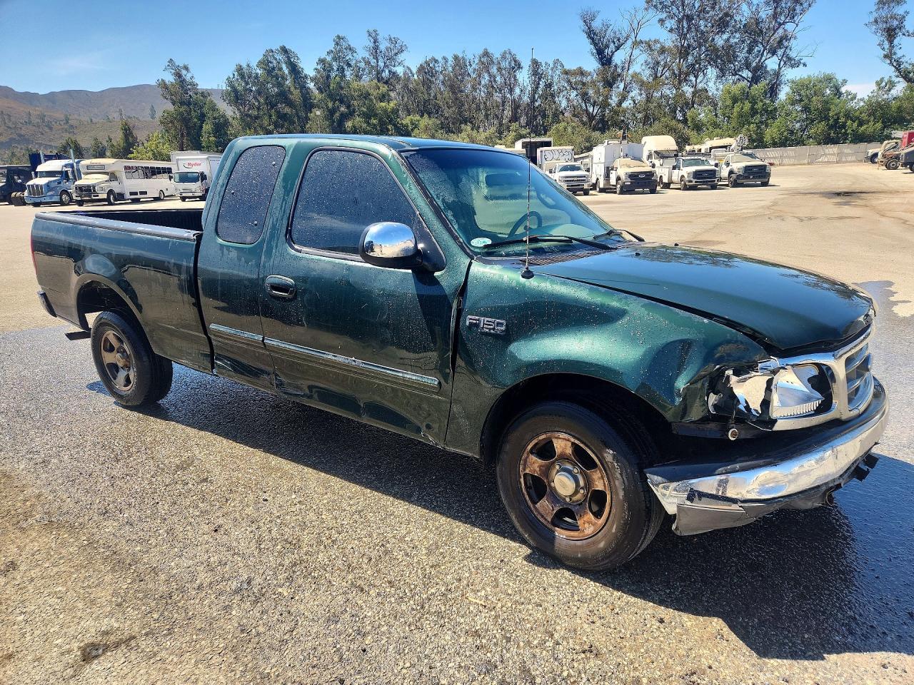 2002 Ford F150 Green vin: 1FTRX172X2NA11528