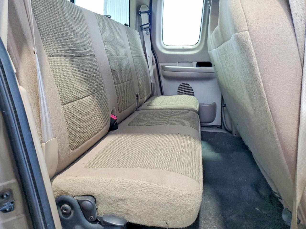 2002 Ford F150 Tan vin: 1FTRX172X2NA76069
