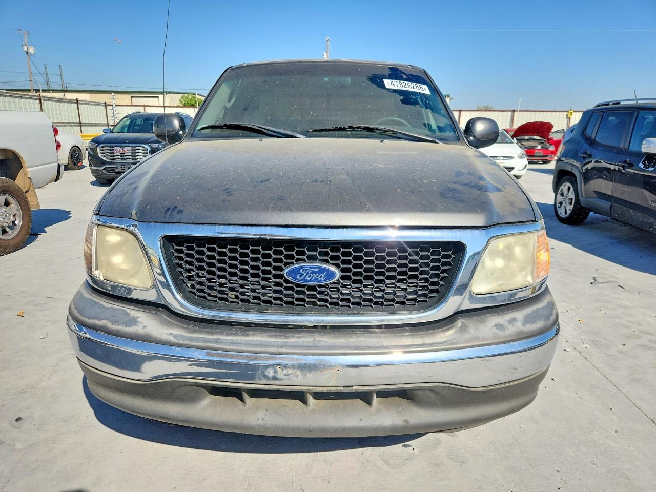 2002 Ford F150 Серый vin: 1FTRX172X2NB51661