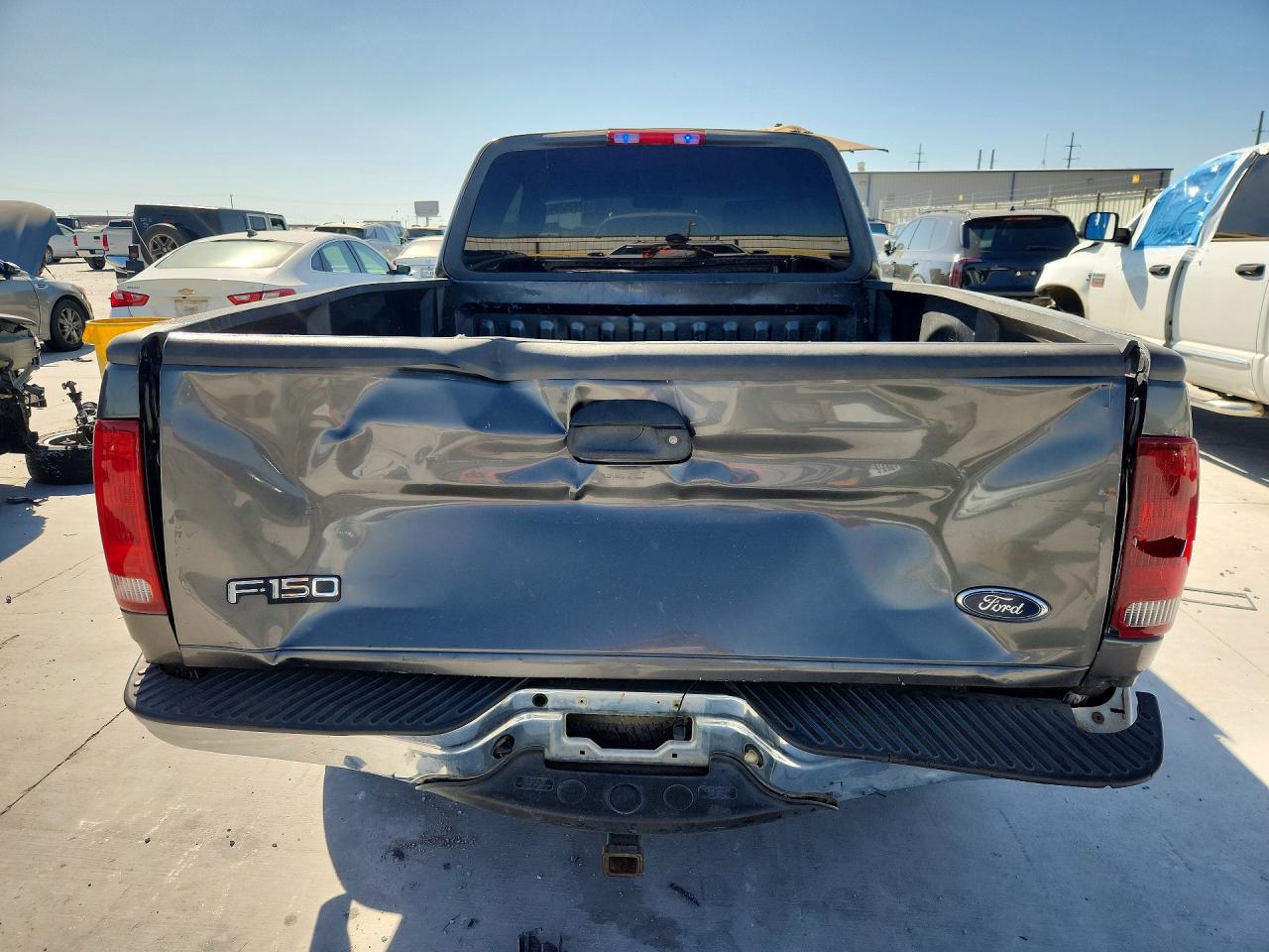 2002 Ford F150 Серый vin: 1FTRX172X2NB51661