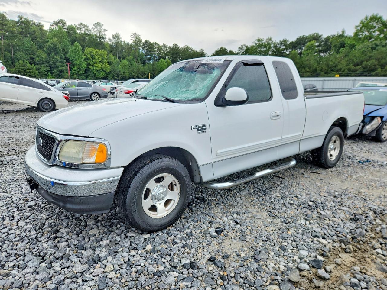 2002 Ford F150 White vin: 1FTRX17L02NB77470