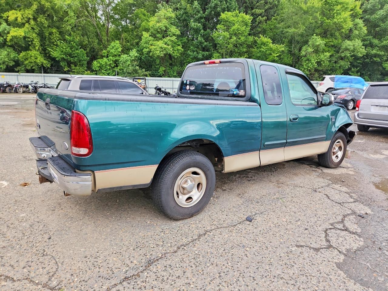 2000 Ford F150 Green vin: 1FTRX17L0YKA32343