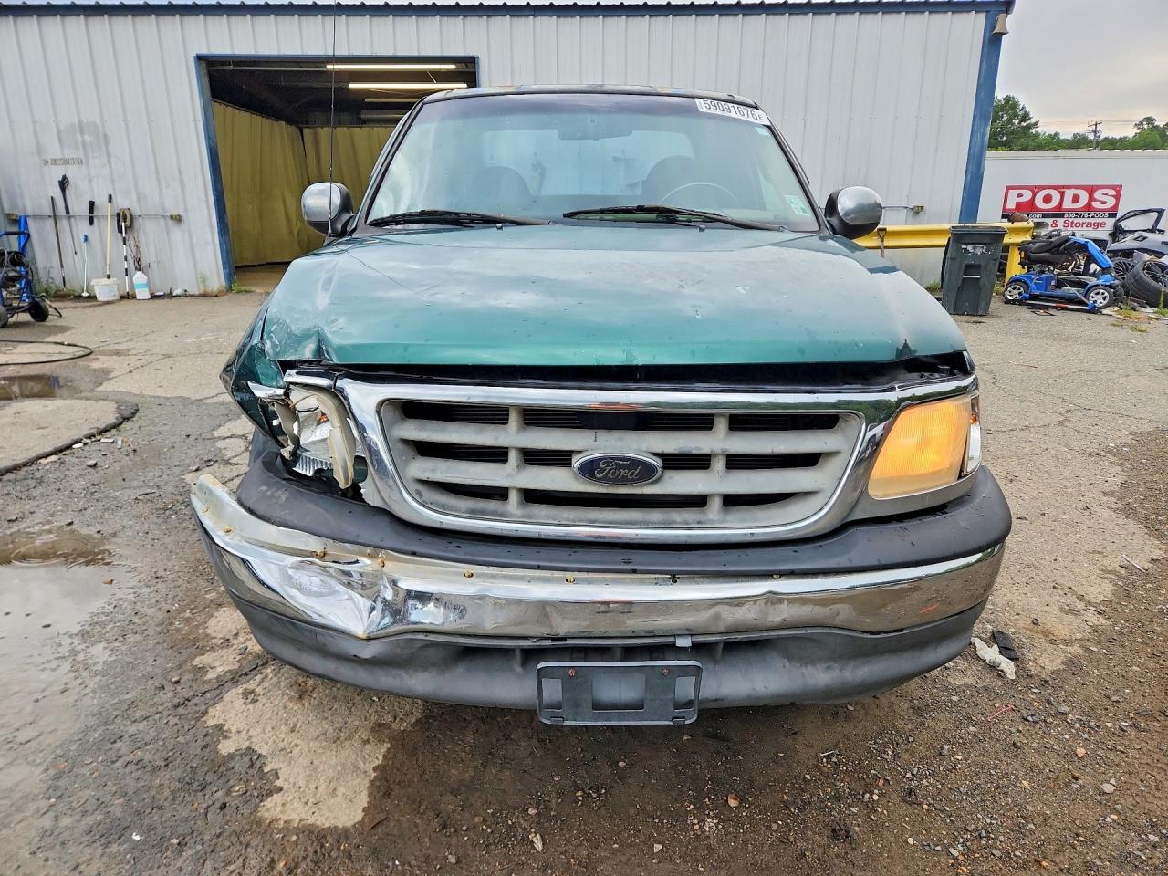 2000 Ford F150 Green vin: 1FTRX17L0YKA32343