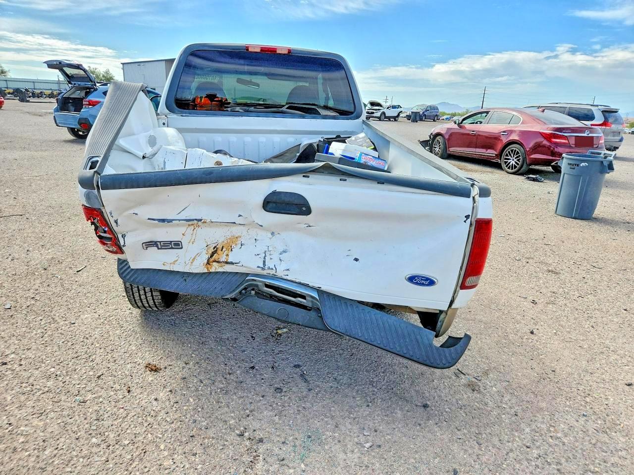 2000 Ford F150 White vin: 1FTRX17L0YNC02599