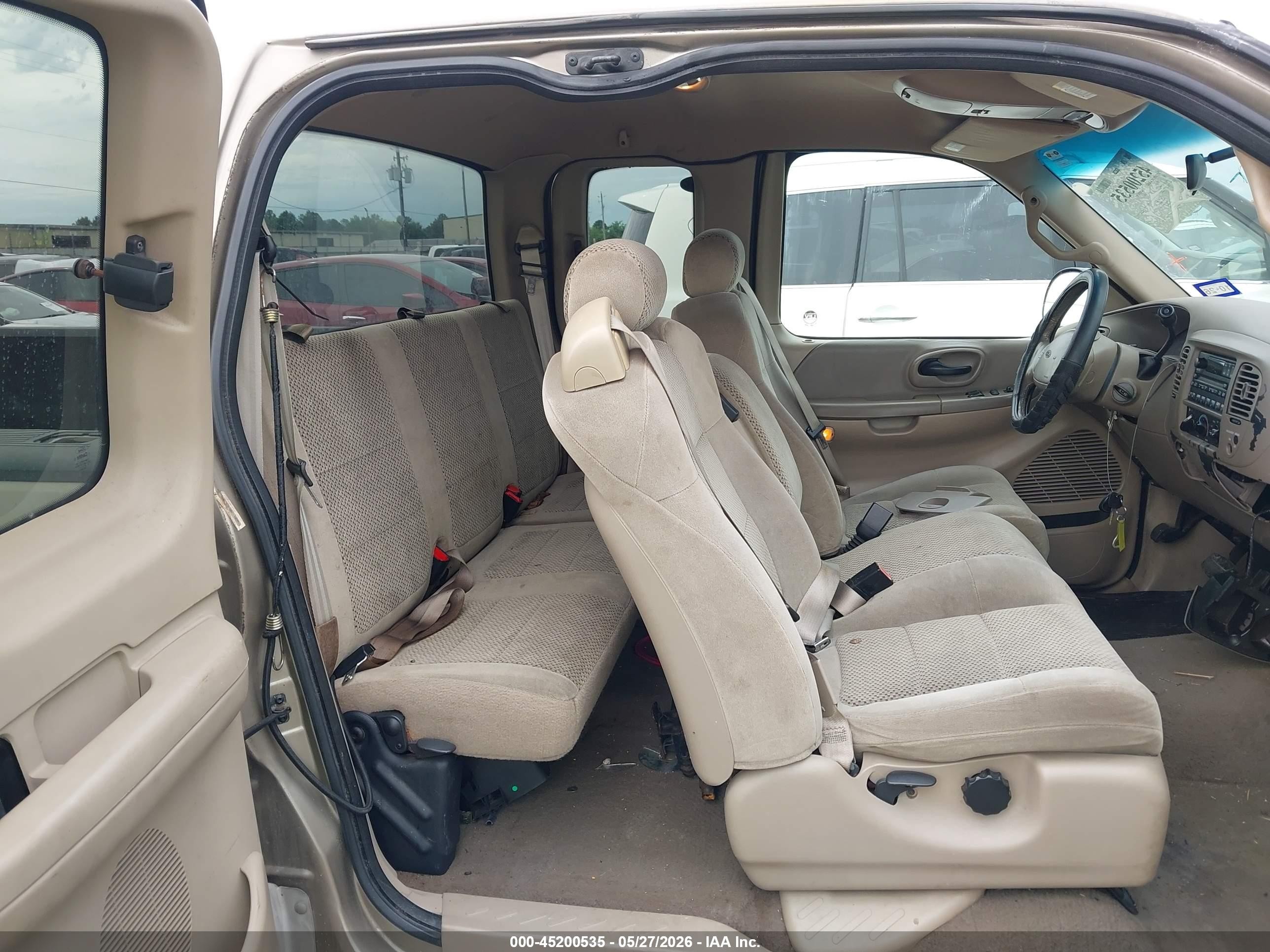 2001 Ford F-150 Lariat/xl/xlt Бежевый vin: 1FTRX17L11KF79448