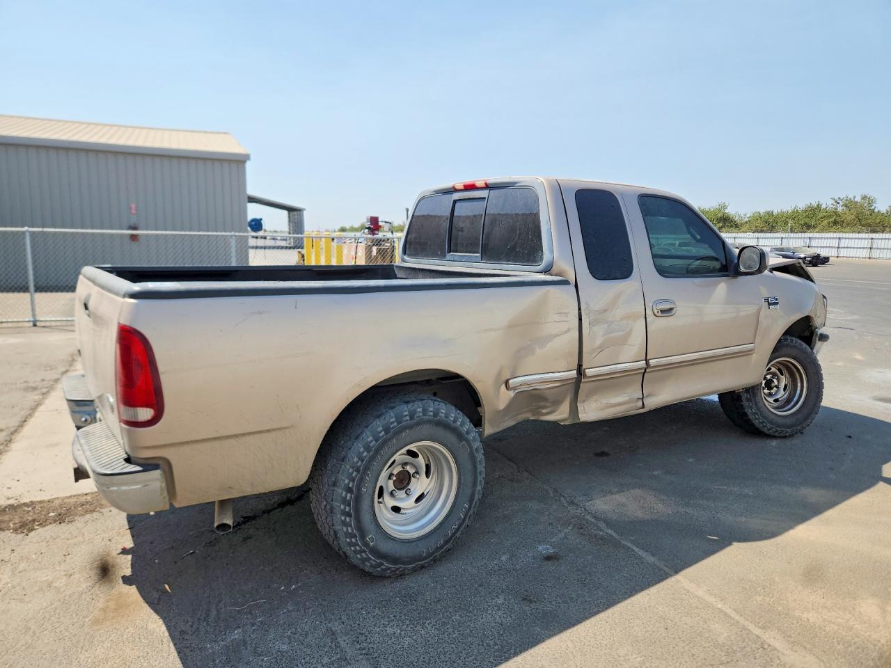 1998 Ford F150 Tan vin: 1FTRX17L1WKB78165