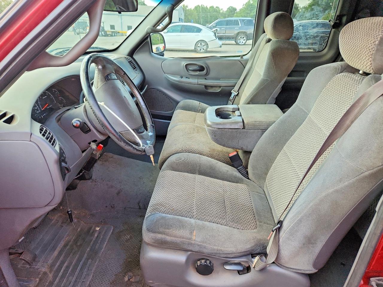 2001 Ford F150 Burgundy vin: 1FTRX17L21NA42005