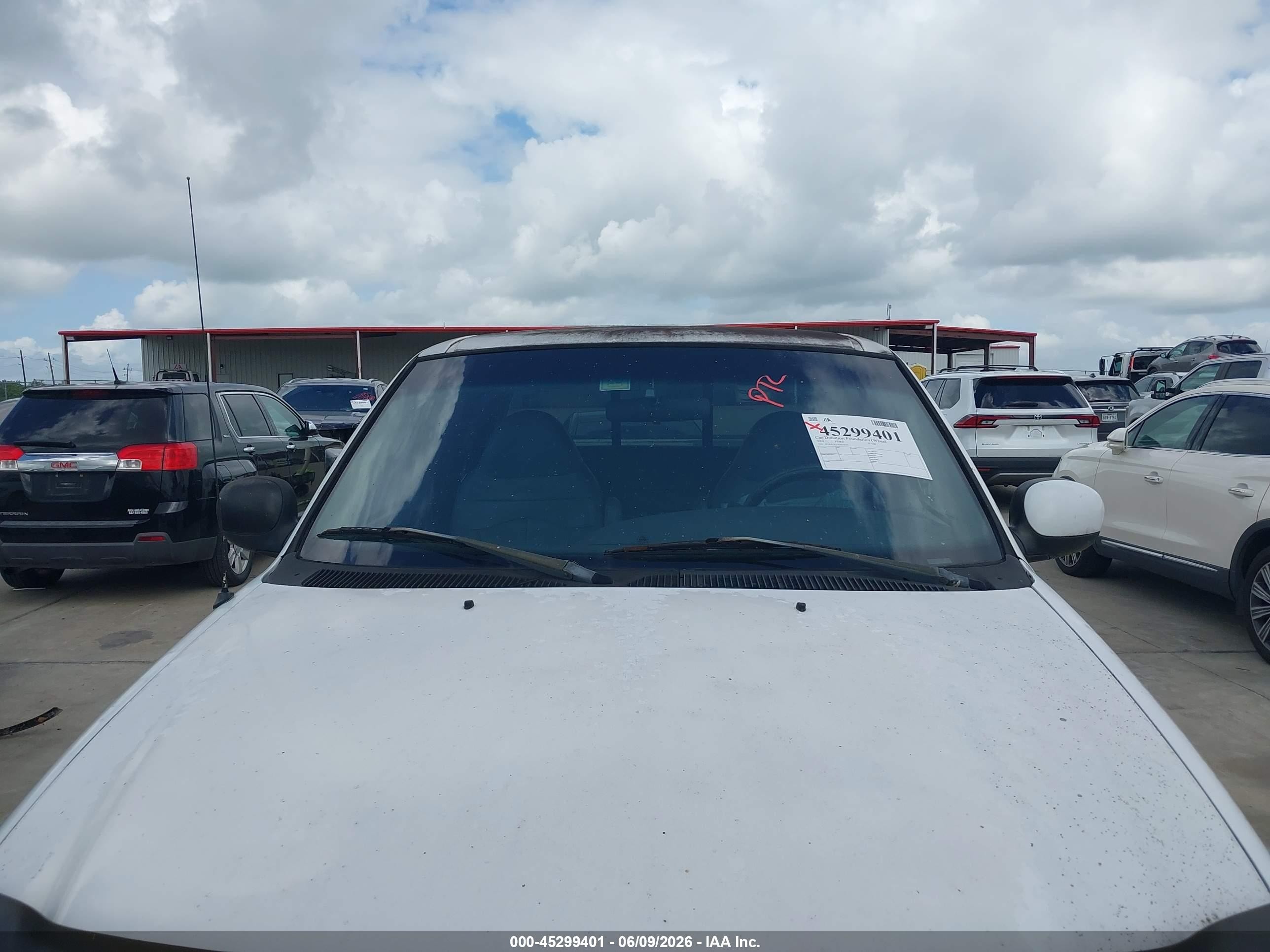 2000 Ford F-150 Lariat/work Series/xl/xlt White vin: 1FTRX17L2YNB78791