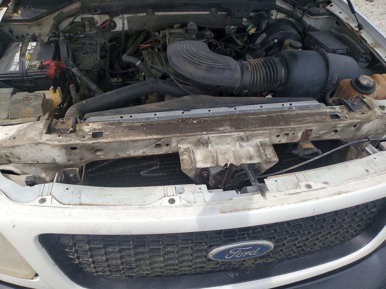 2001 Ford F150 Белый vin: 1FTRX17L31KE52099