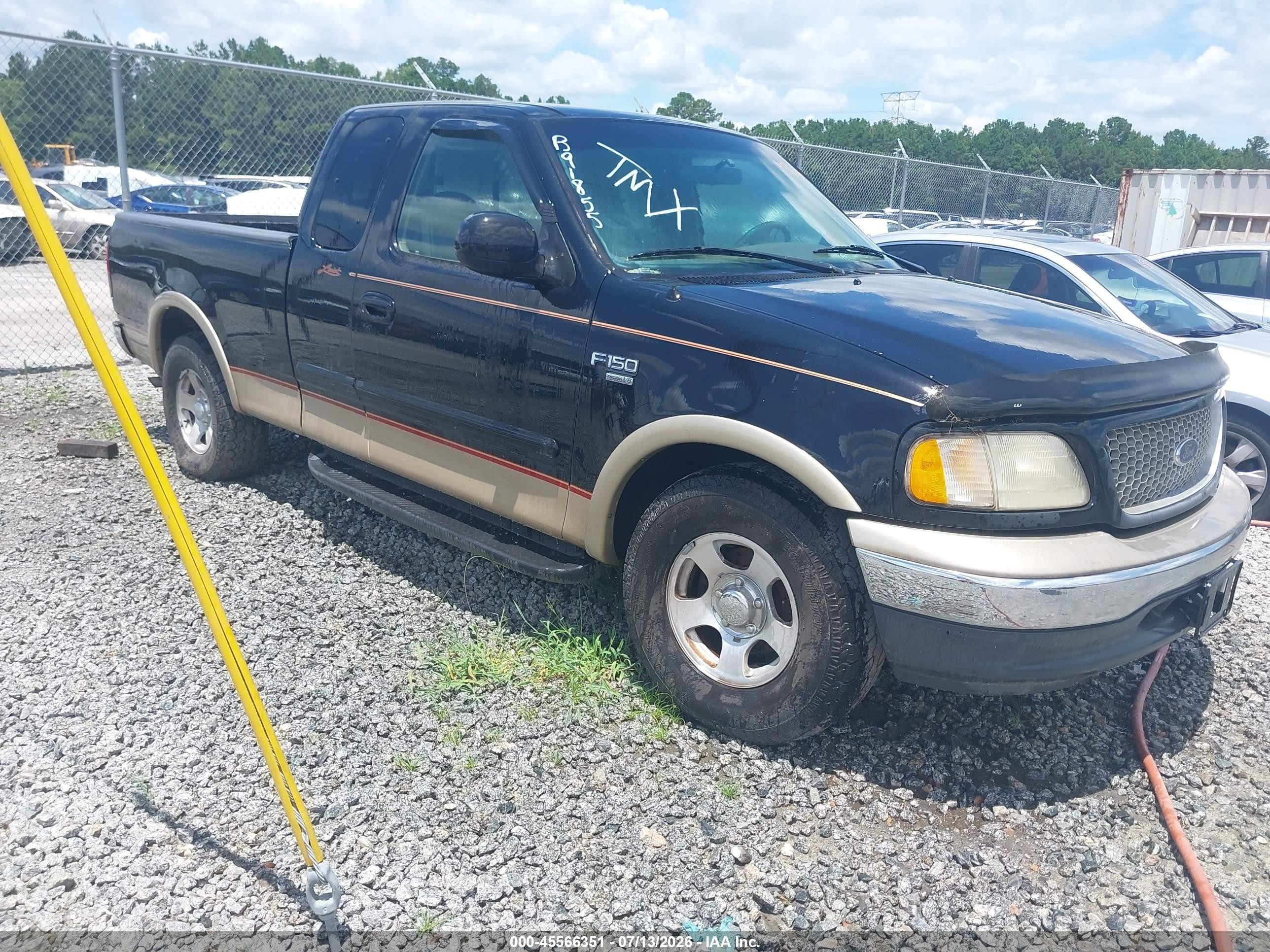 1FTRX17L3XNB91855