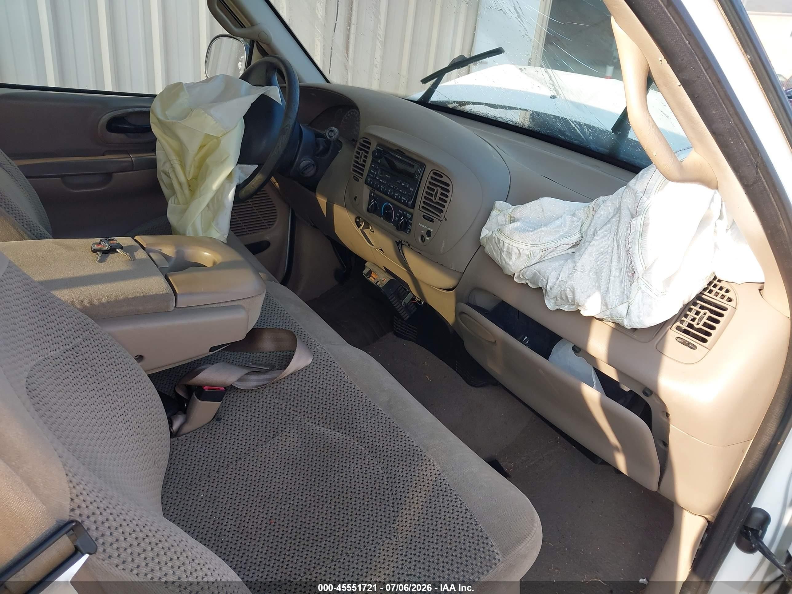2000 Ford F-150 Lariat/work Series/xl/xlt White vin: 1FTRX17L3YNA51421
