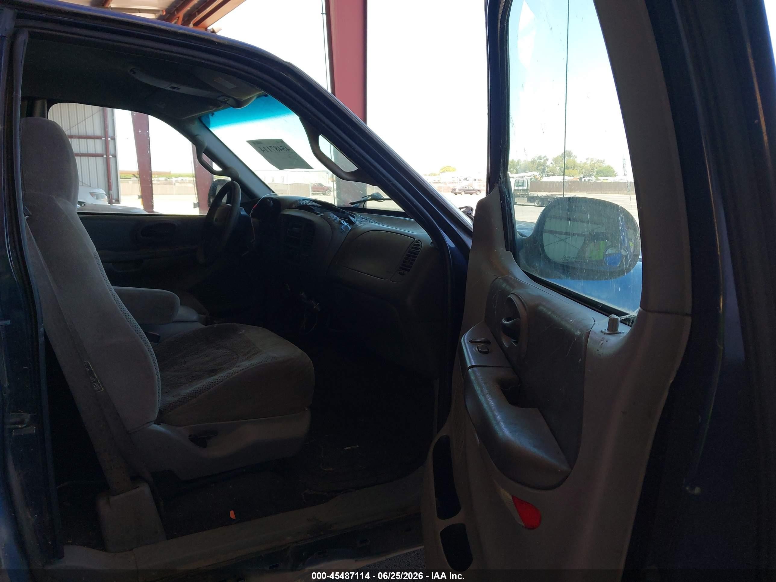 2000 Ford F-150 Lariat/work Series/xl/xlt Синий vin: 1FTRX17L4YKA57388