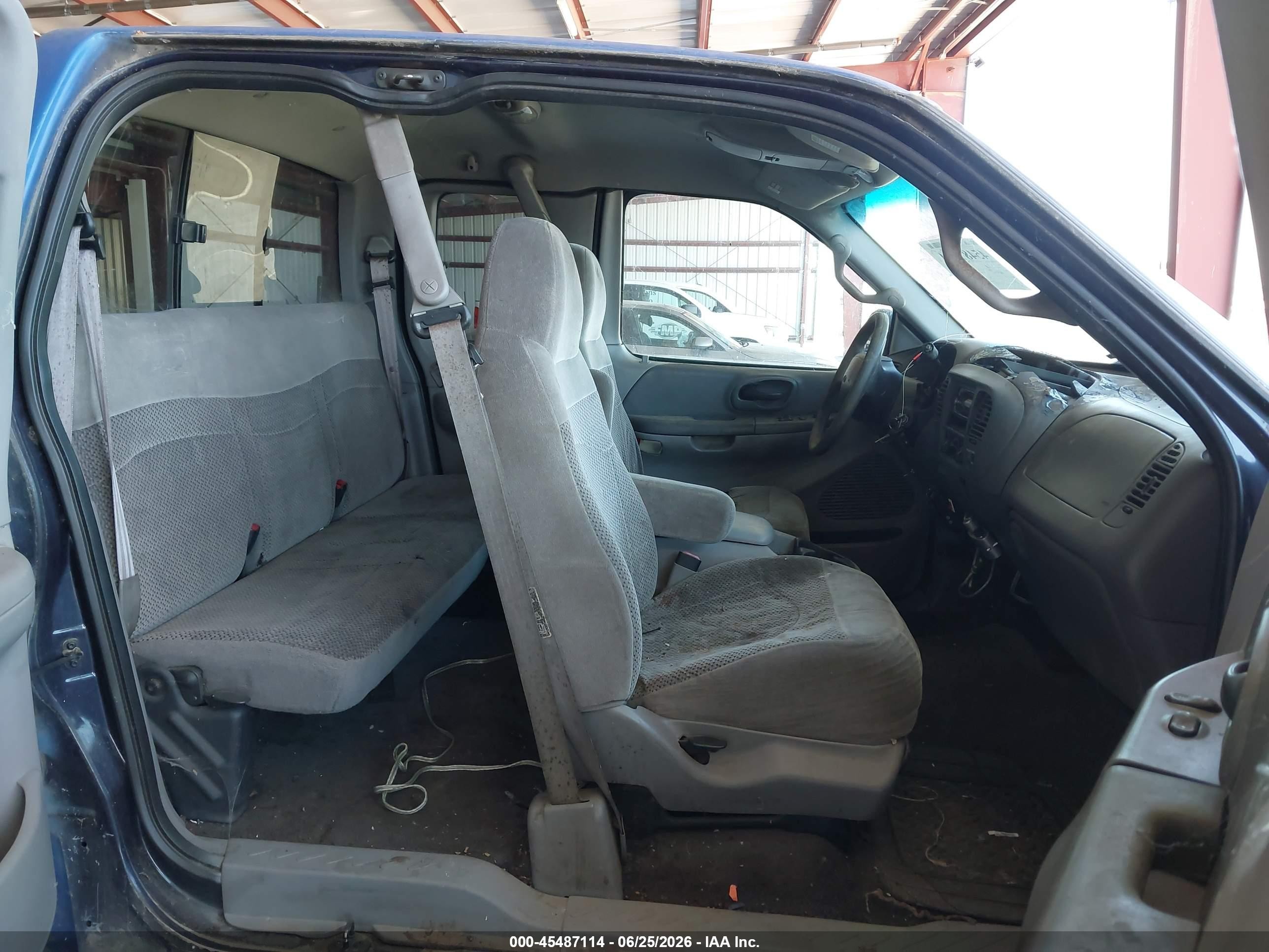 2000 Ford F-150 Lariat/work Series/xl/xlt Синий vin: 1FTRX17L4YKA57388