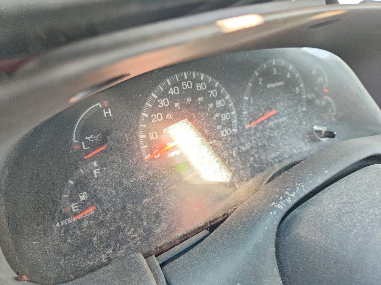 2000 Ford F150 White vin: 1FTRX17L4YKA97762