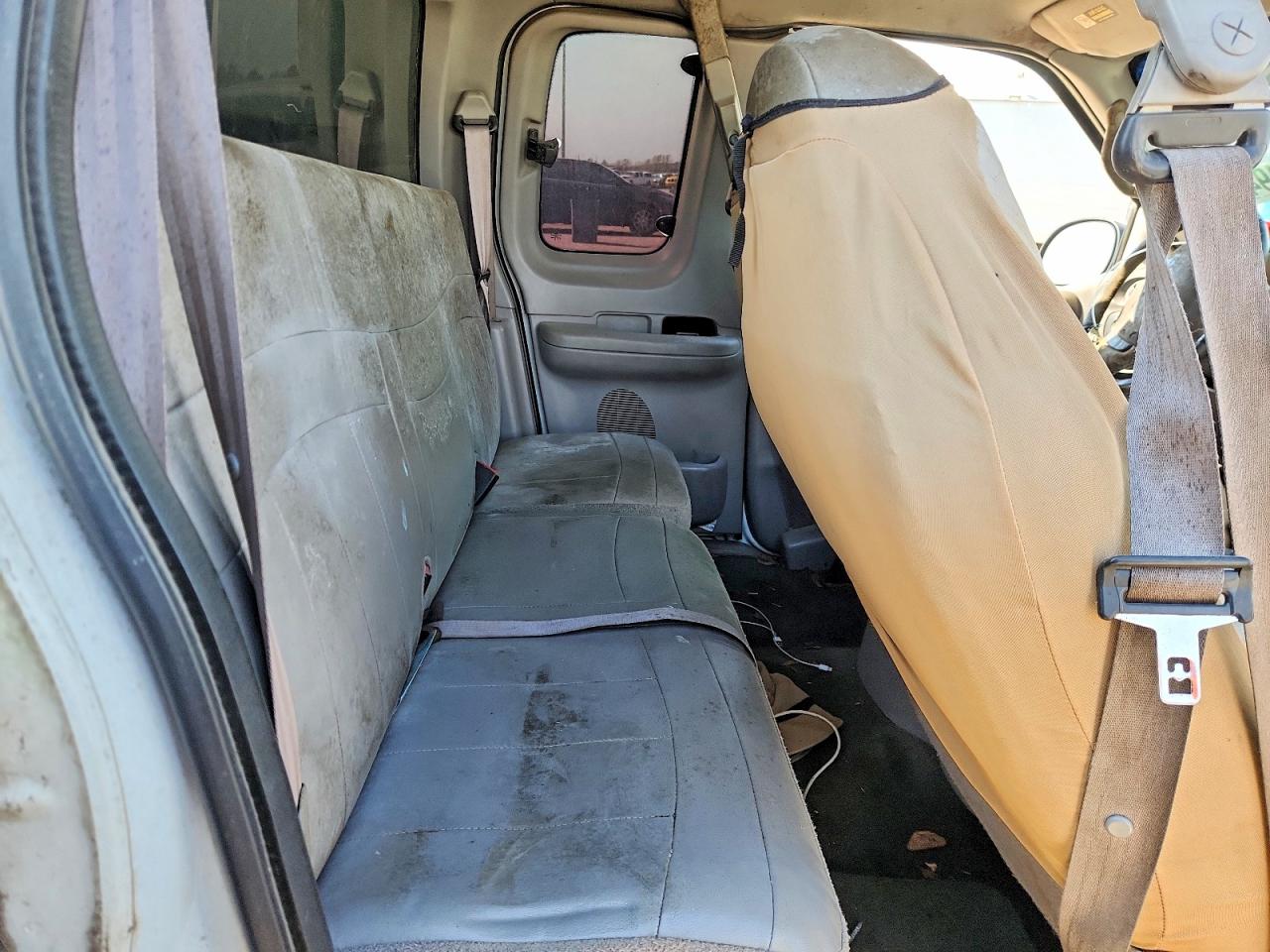 2000 Ford F150 White vin: 1FTRX17L4YKA97762
