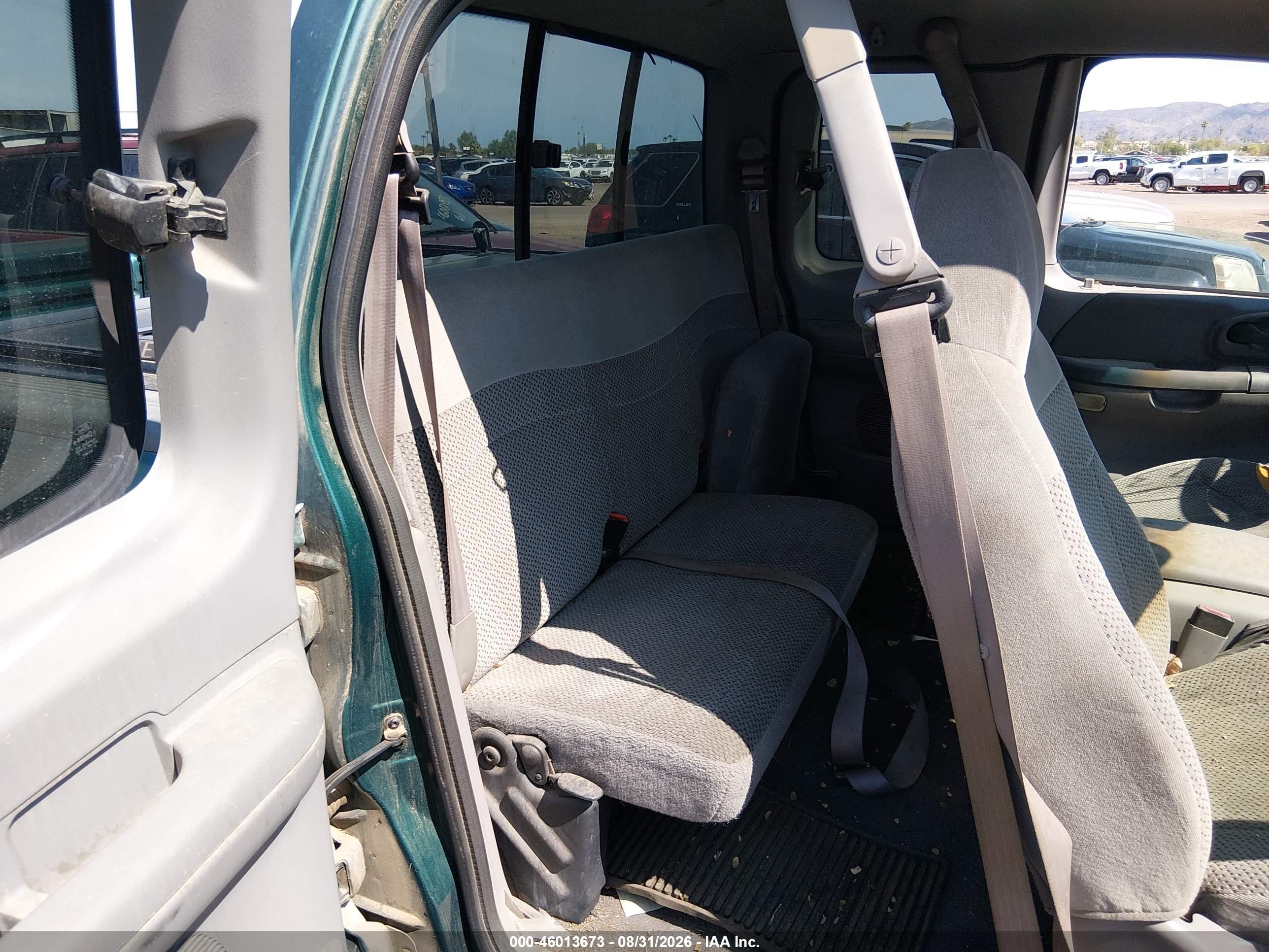 2000 Ford F-150 Lariat/work Series/xl/xlt Green vin: 1FTRX17L5YNC35212