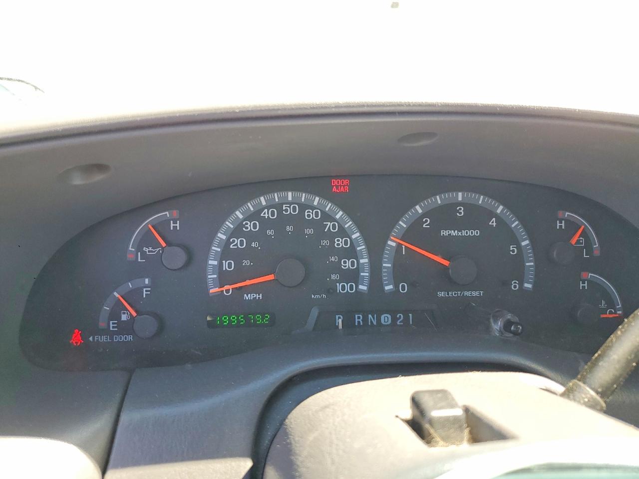 2002 Ford F150 Белый vin: 1FTRX17L62NA93251
