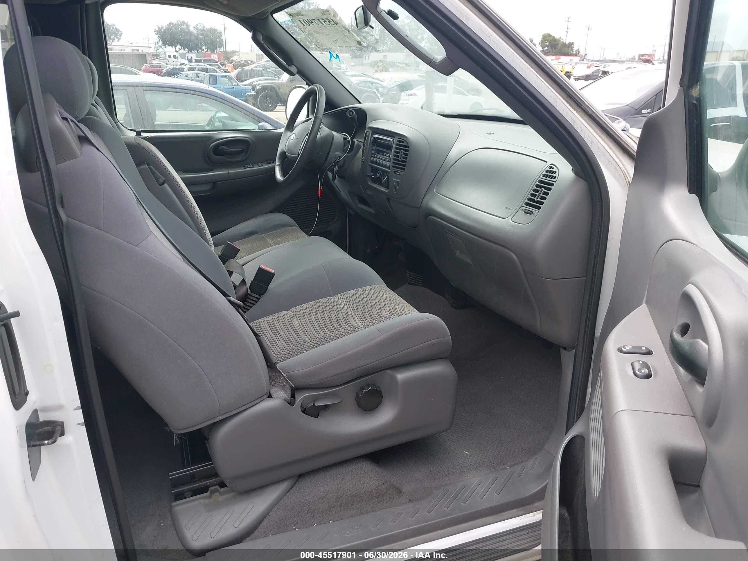 2003 Ford F-150 Lariat/xl/xlt White vin: 1FTRX17L63KA28340