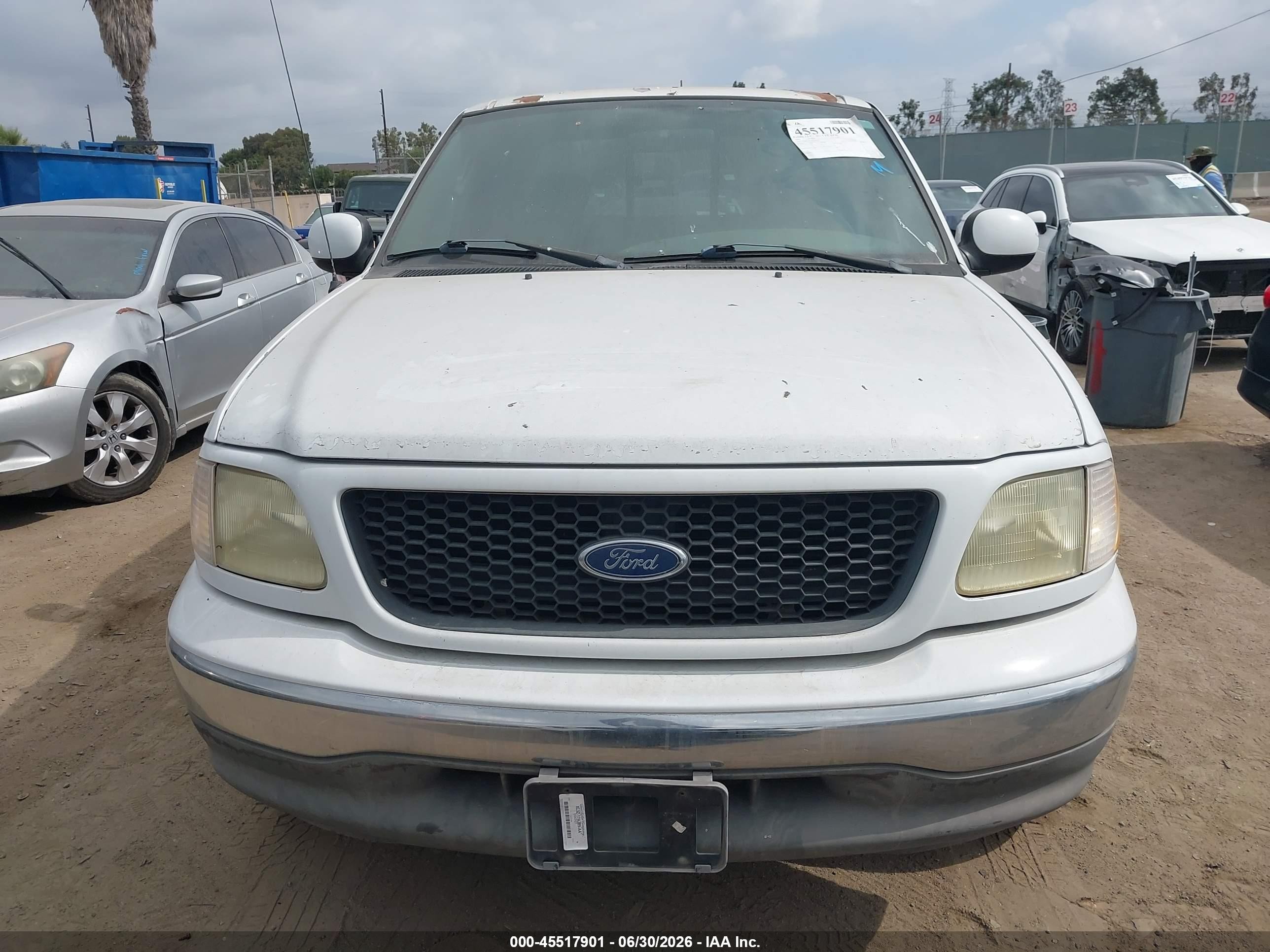 2003 Ford F-150 Lariat/xl/xlt White vin: 1FTRX17L63KA28340