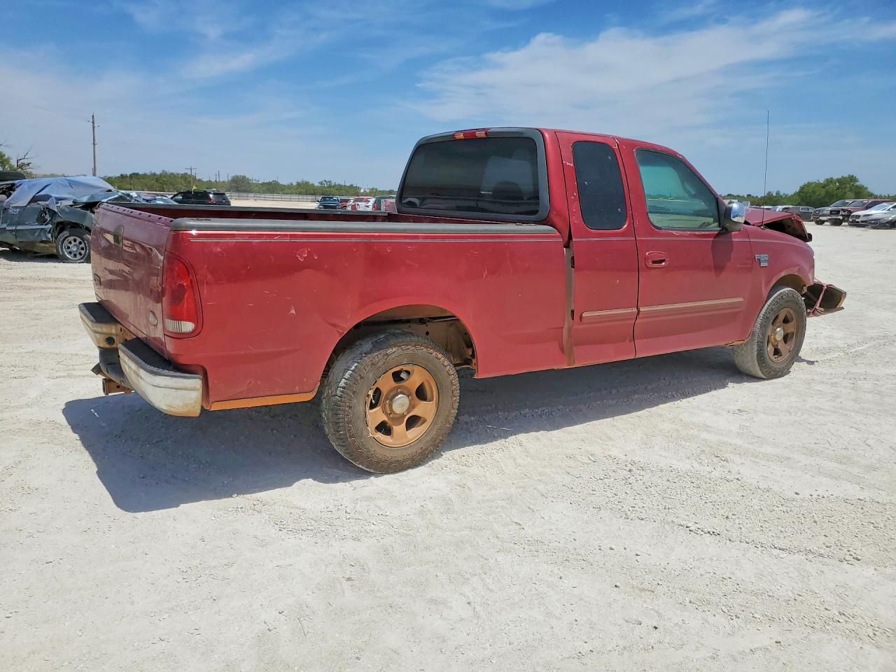 2001 Ford F150 Красный vin: 1FTRX17L71NA26298
