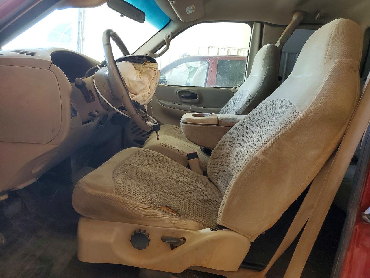 2001 Ford F150 Красный vin: 1FTRX17L71NA26298