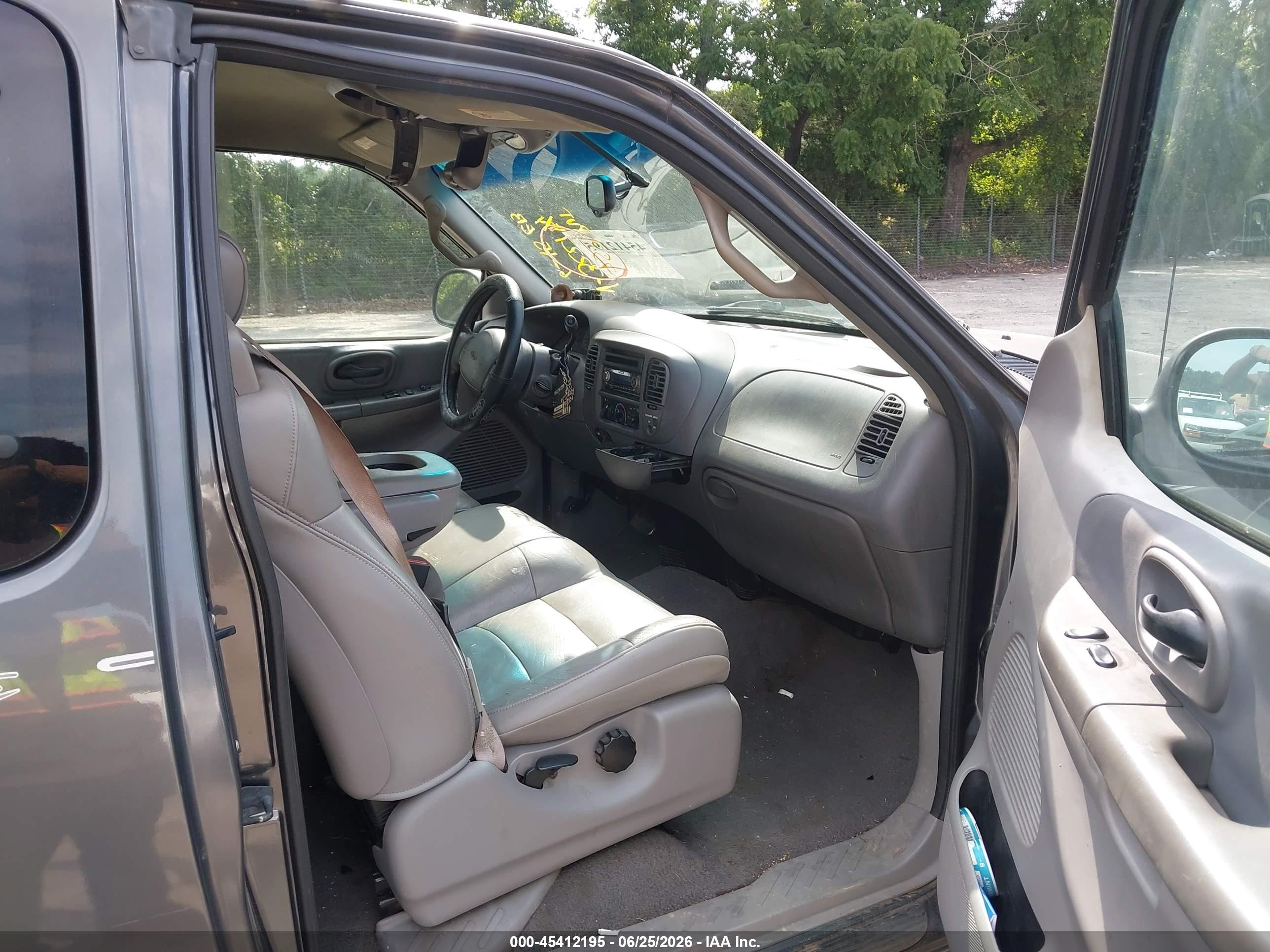 2002 Ford F-150 Lariat/xl/xlt Gray vin: 1FTRX17L72NA53227