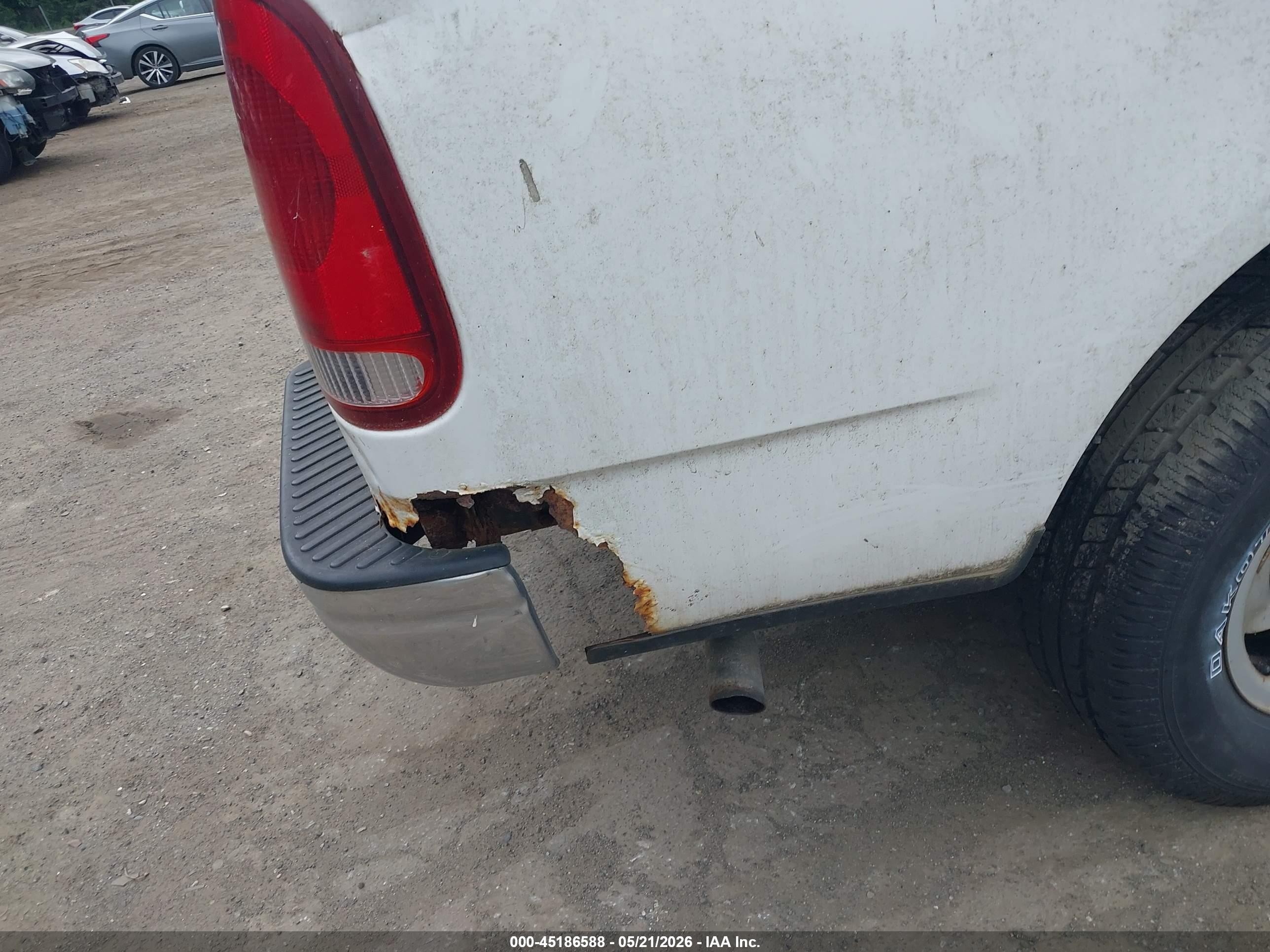 2001 Ford F-150 Lariat/xl/xlt White vin: 1FTRX17L81NB71401