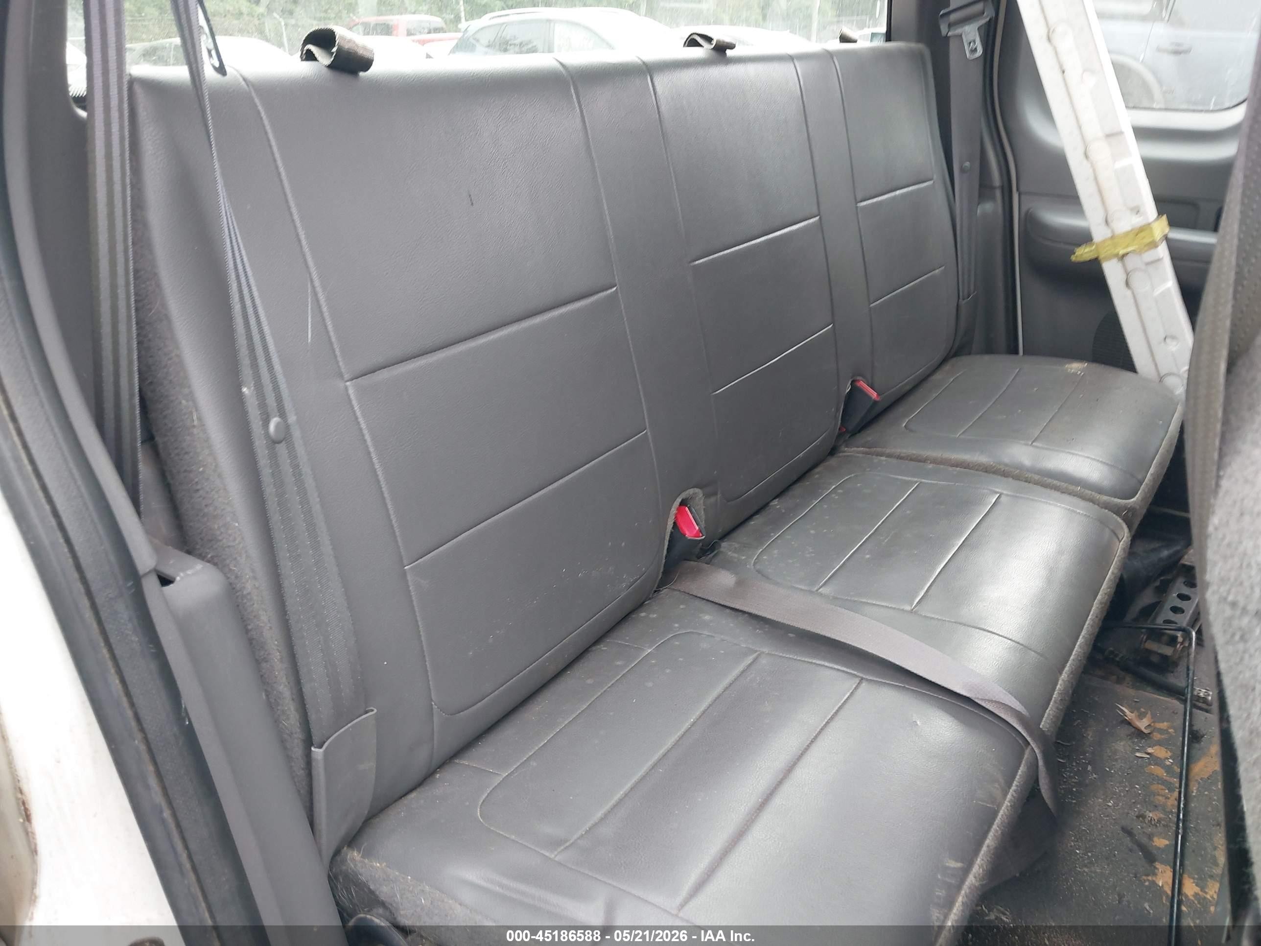 2001 Ford F-150 Lariat/xl/xlt White vin: 1FTRX17L81NB71401