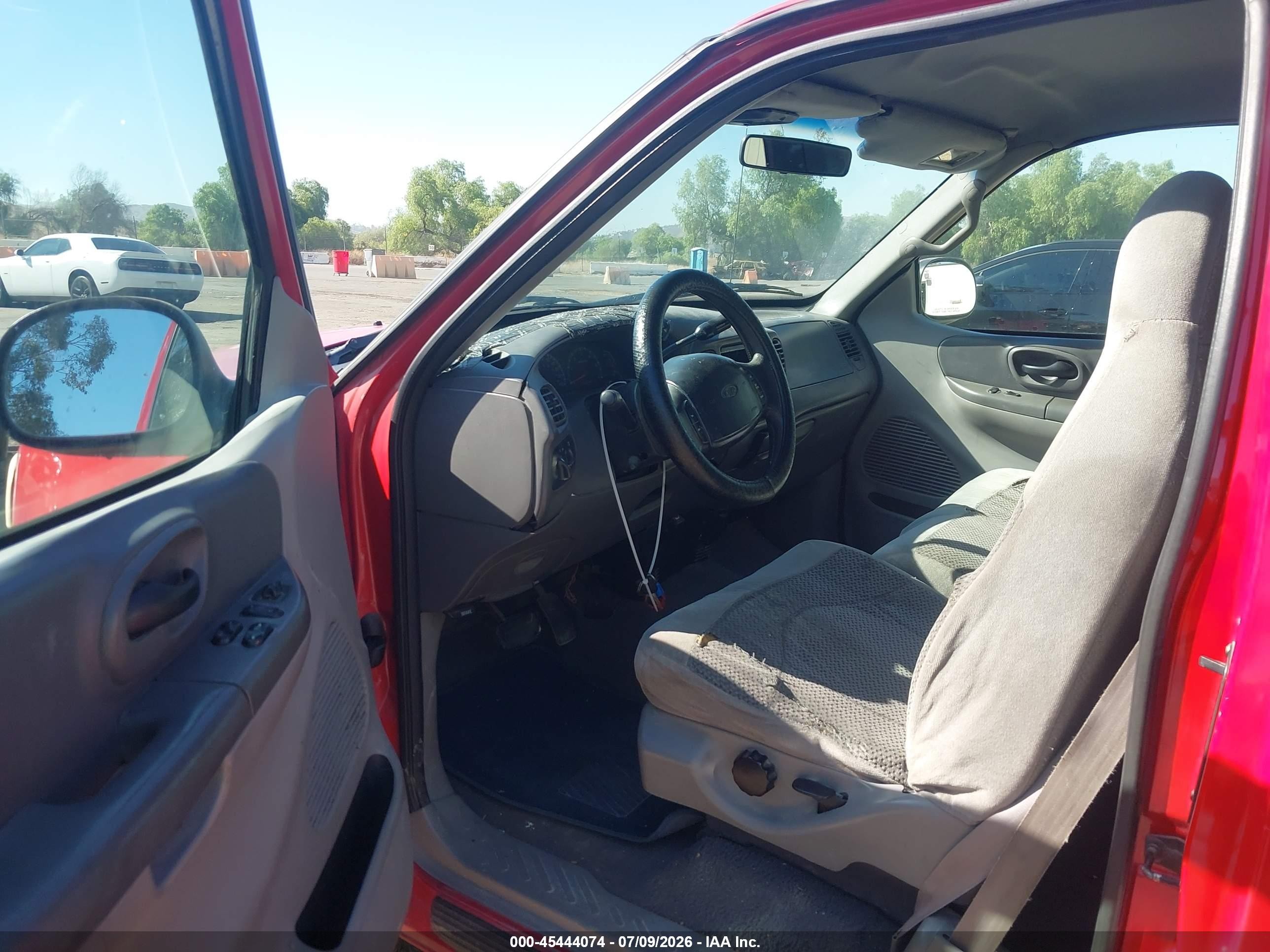 1999 Ford F-150 Lariat/xl/xlt Red vin: 1FTRX17L8XKA83006