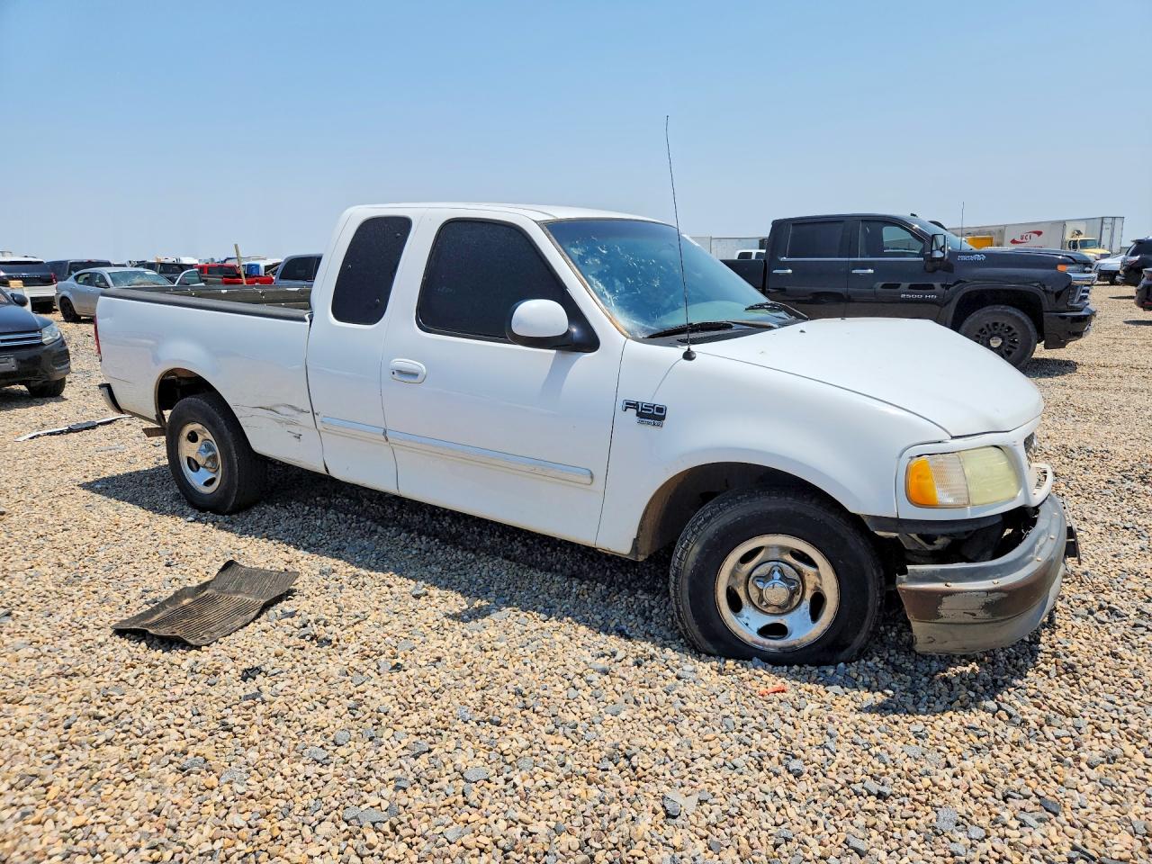 2002 Ford F150 White vin: 1FTRX17L92NB32866