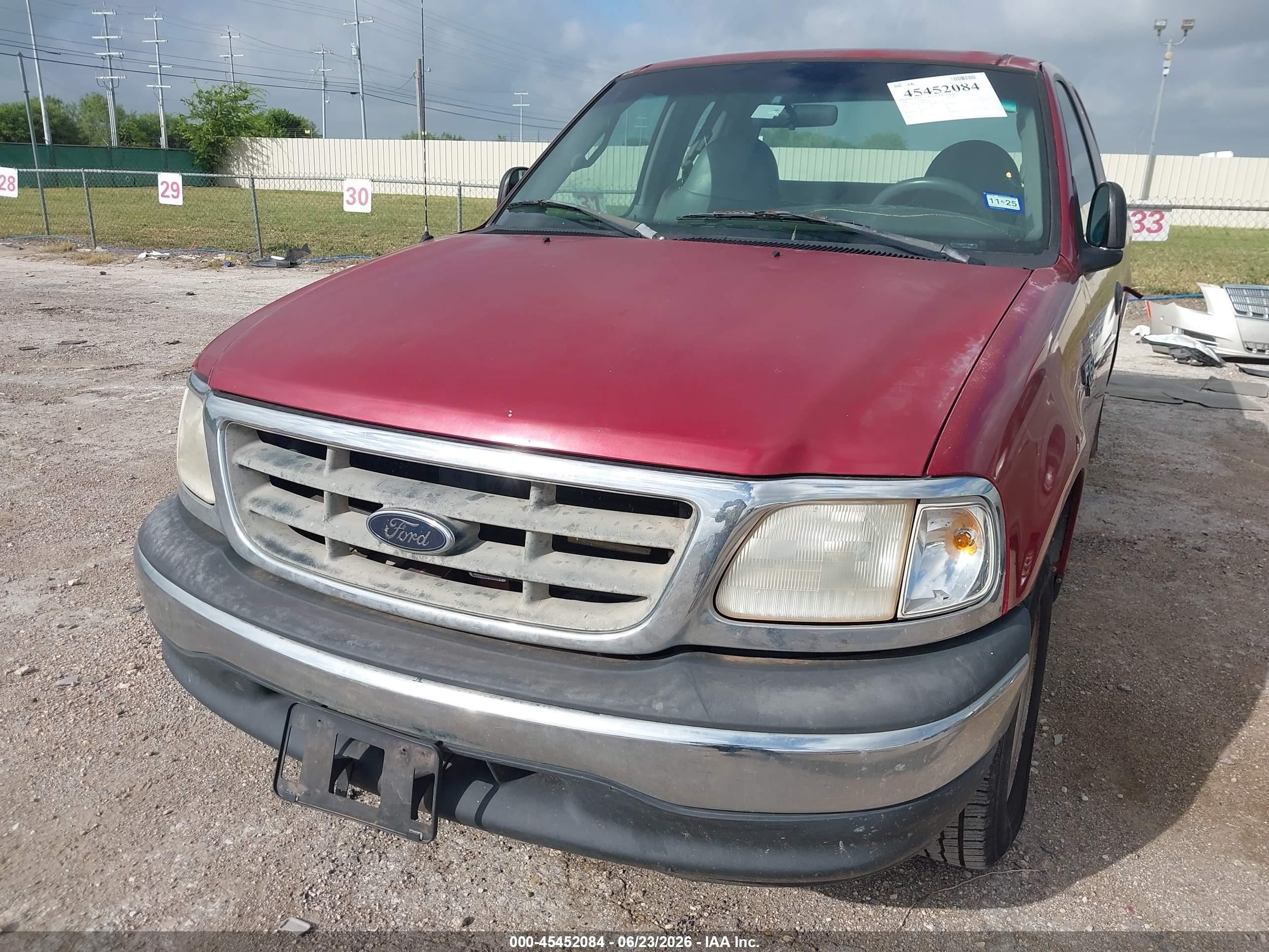2000 Ford F-150 Lariat/work Series/xl/xlt Red vin: 1FTRX17L9YKB01093