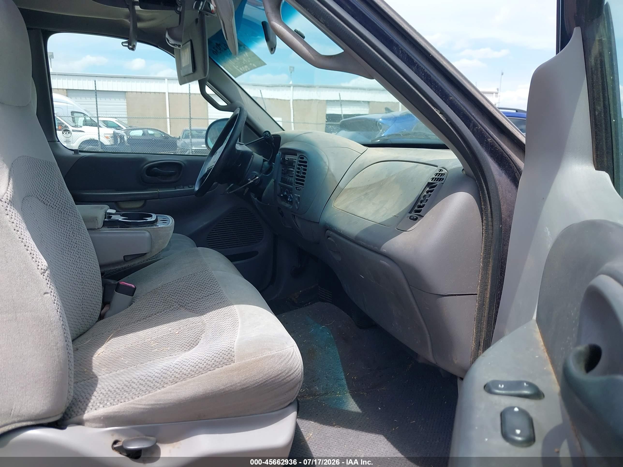 2000 Ford F-150 Lariat/work Series/xl/xlt Blue vin: 1FTRX17L9YNB90131
