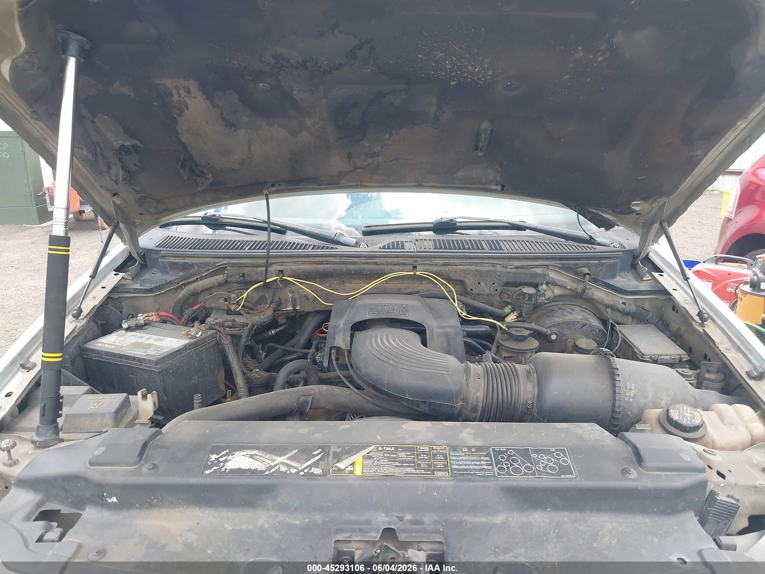 2002 Ford F-150 Lariat/xl/xlt White vin: 1FTRX17LX2NA40097
