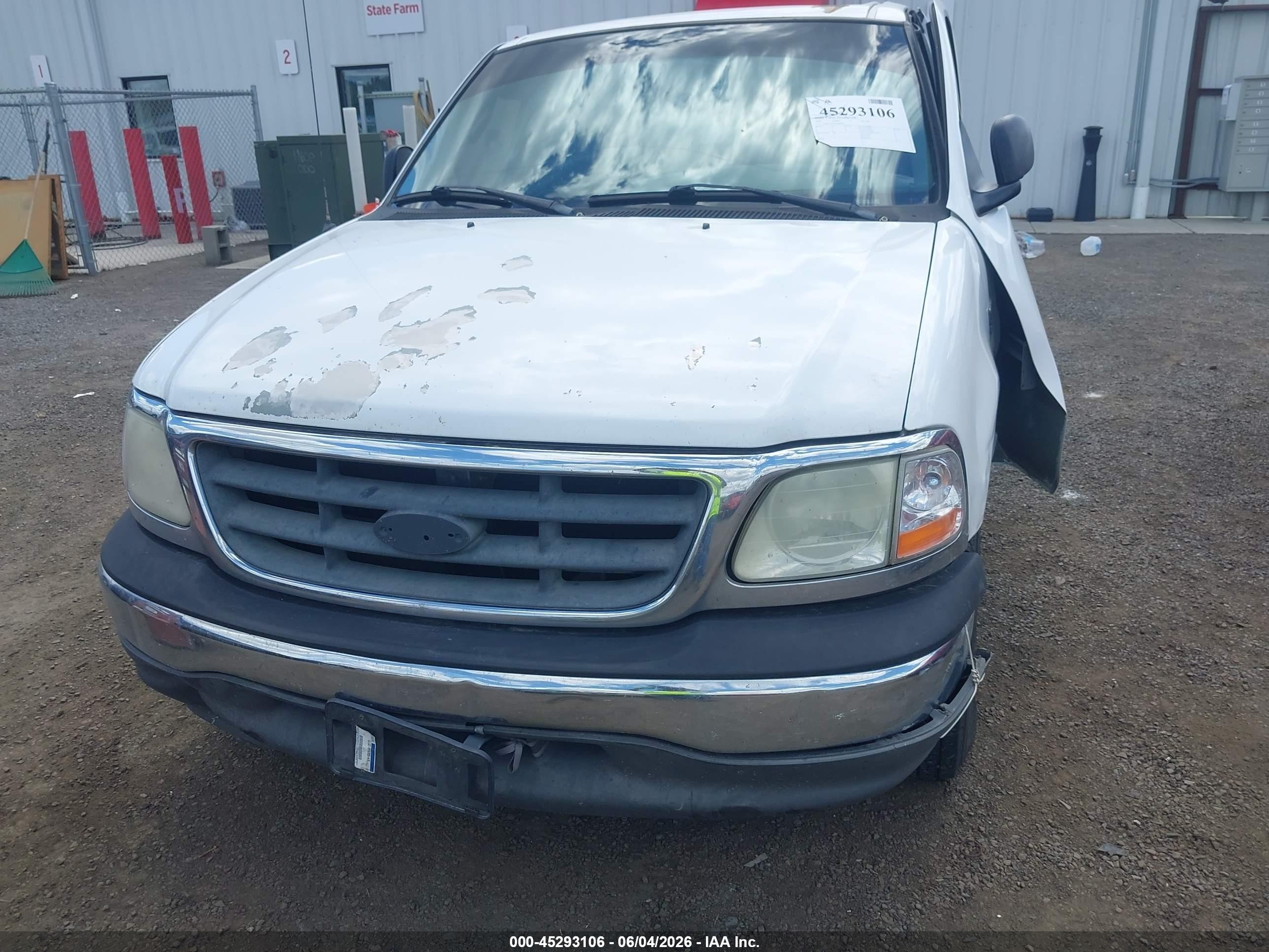 2002 Ford F-150 Lariat/xl/xlt White vin: 1FTRX17LX2NA40097