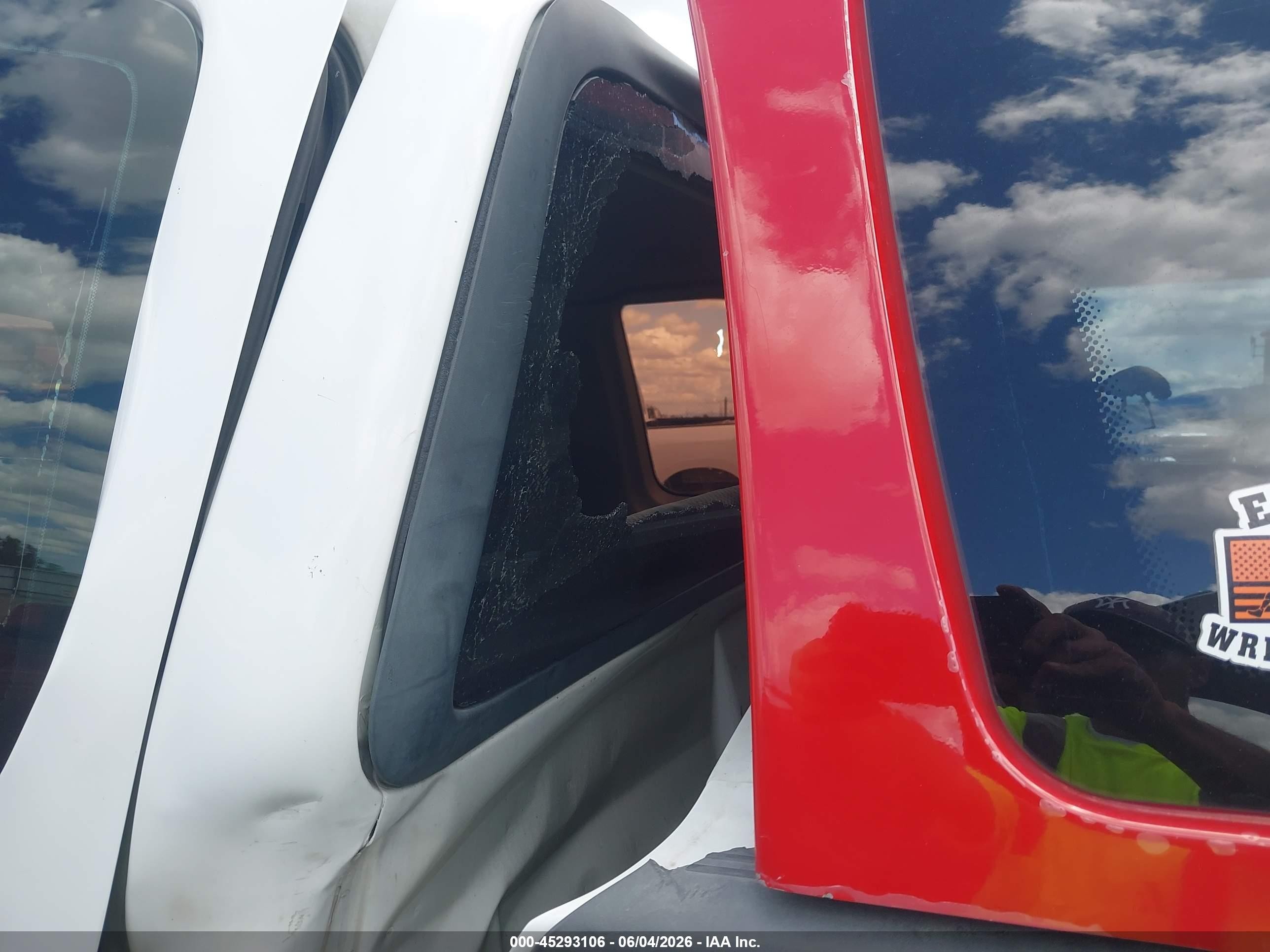 2002 Ford F-150 Lariat/xl/xlt White vin: 1FTRX17LX2NA40097