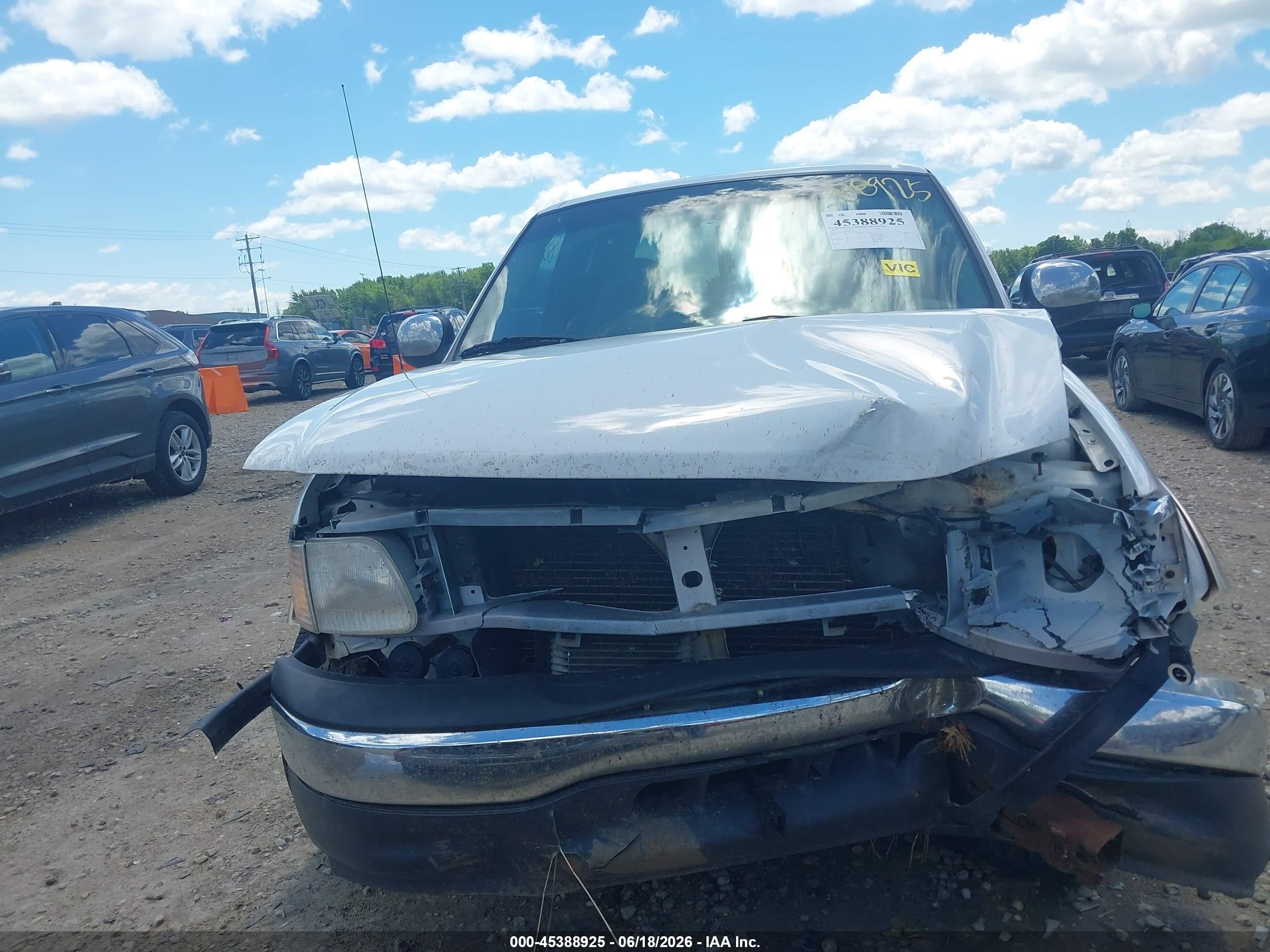 2000 Ford F-150 Lariat/work Series/xl/xlt White vin: 1FTRX17LXYKA37842